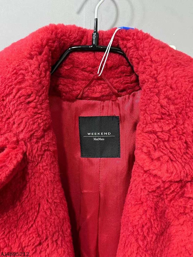 Max Mara Max Mara Short red teddy Size S / US 4 / IT 40 - 4 Thumbnail
