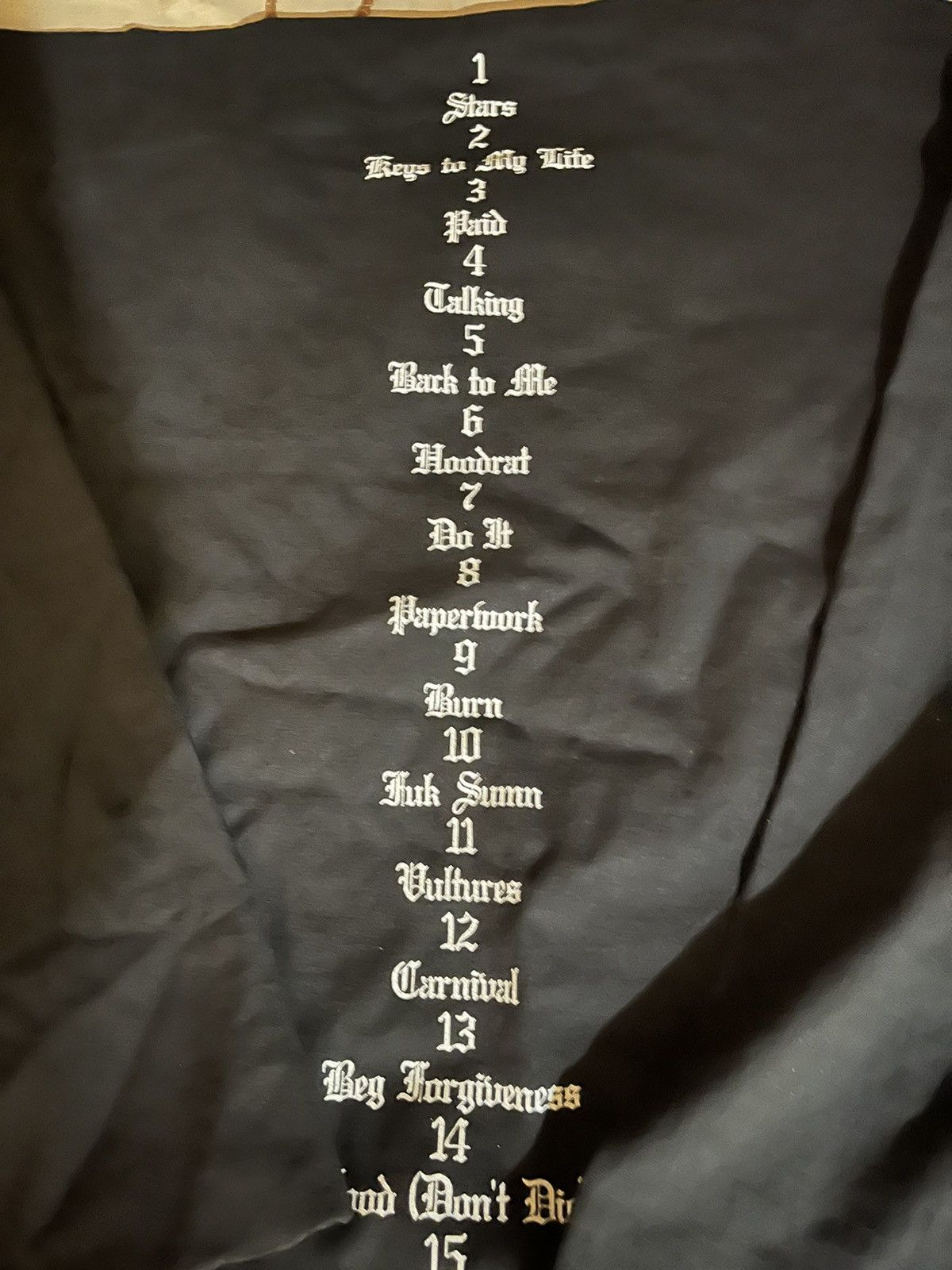 Yeezy Yeezy long T Size US M / EU 48-50 / 2 - 5 Thumbnail