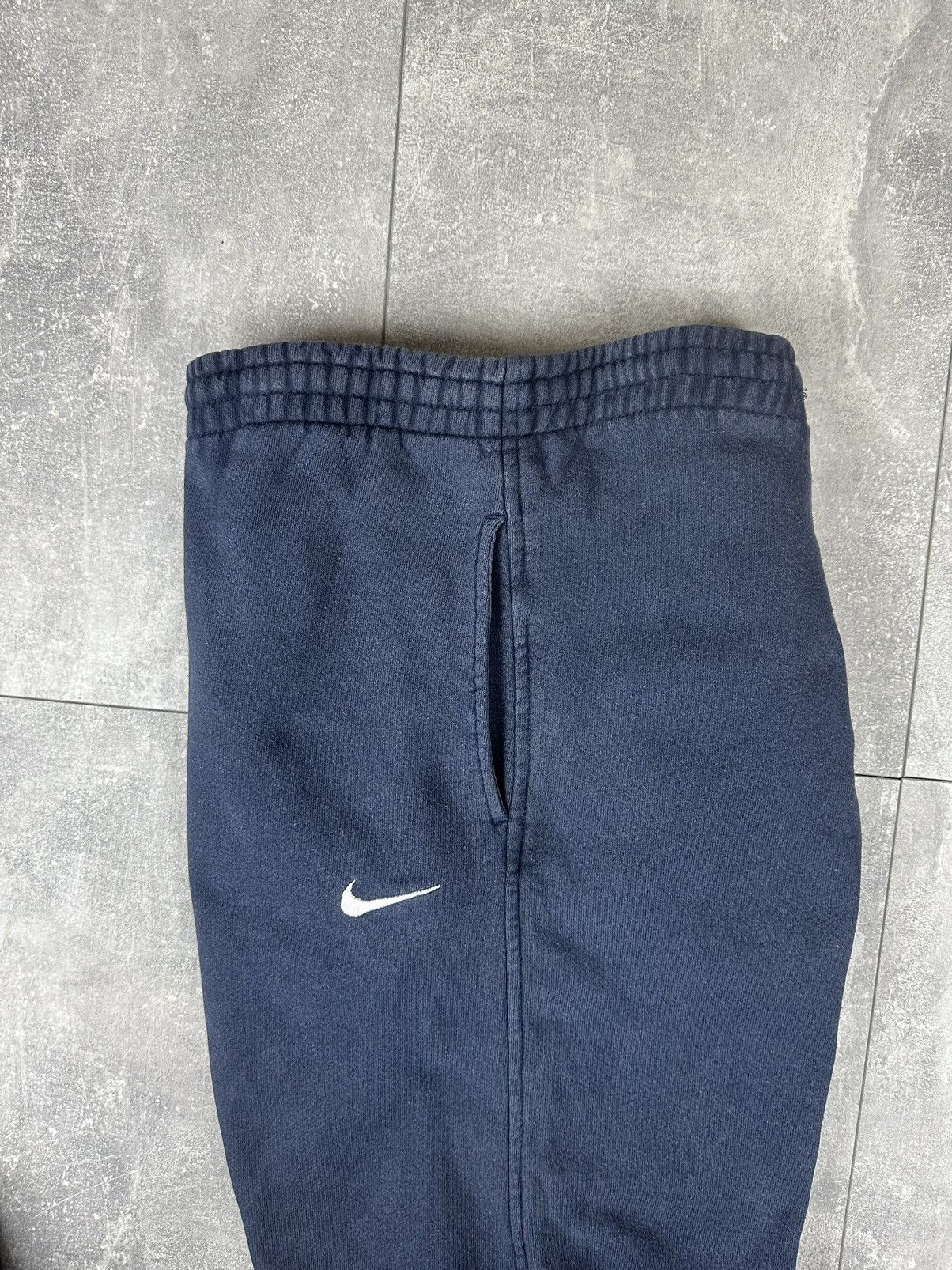 Nike Nike Vintage Small Swoosh Sweatpants Size US 30 / EU 46 - 3 Thumbnail