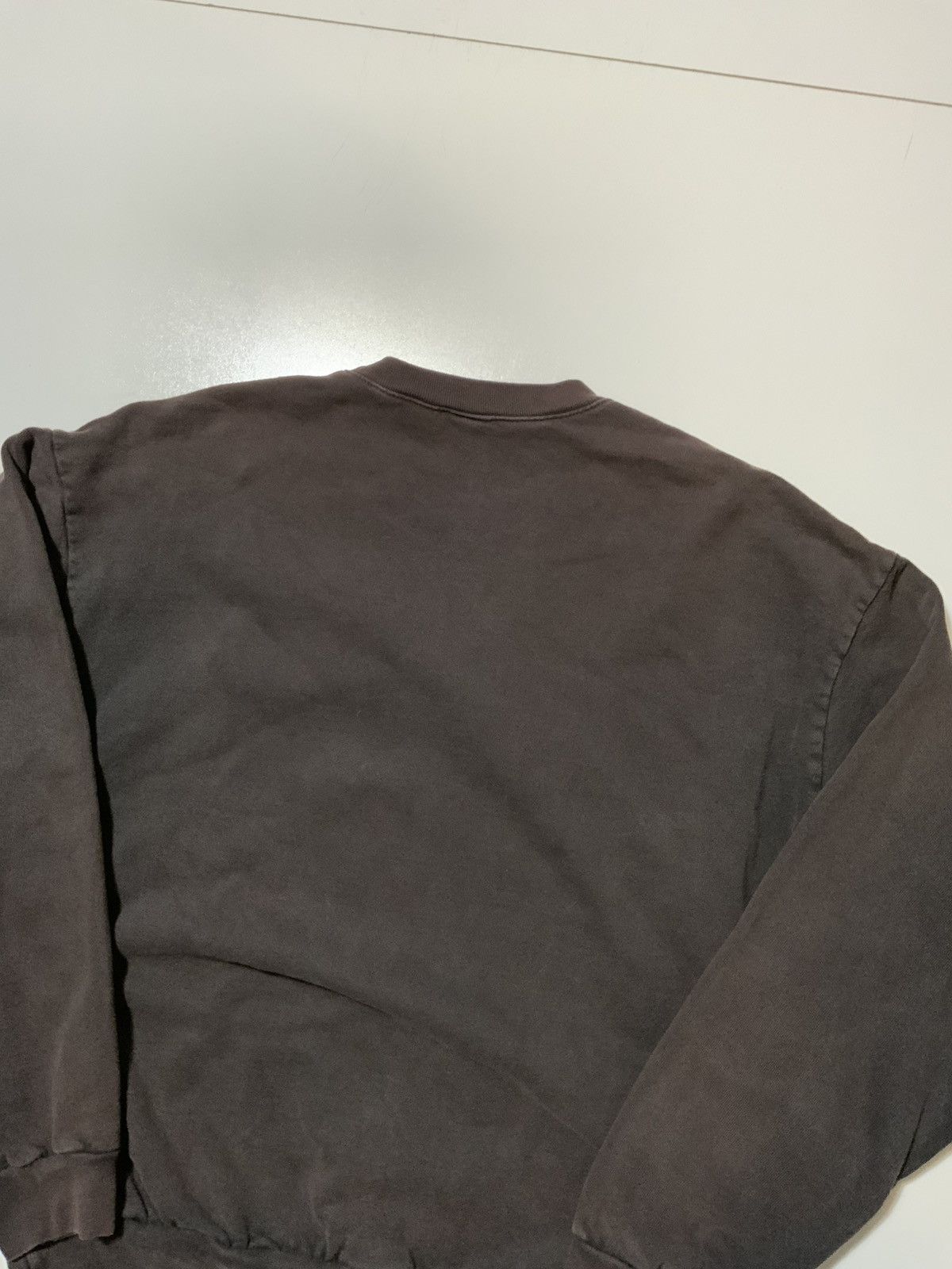 Everybody.World Everybody .World Vintage Faded Heavyweight Crew Sweatshirt Size US L / EU 52-54 / 3 - 4 Thumbnail
