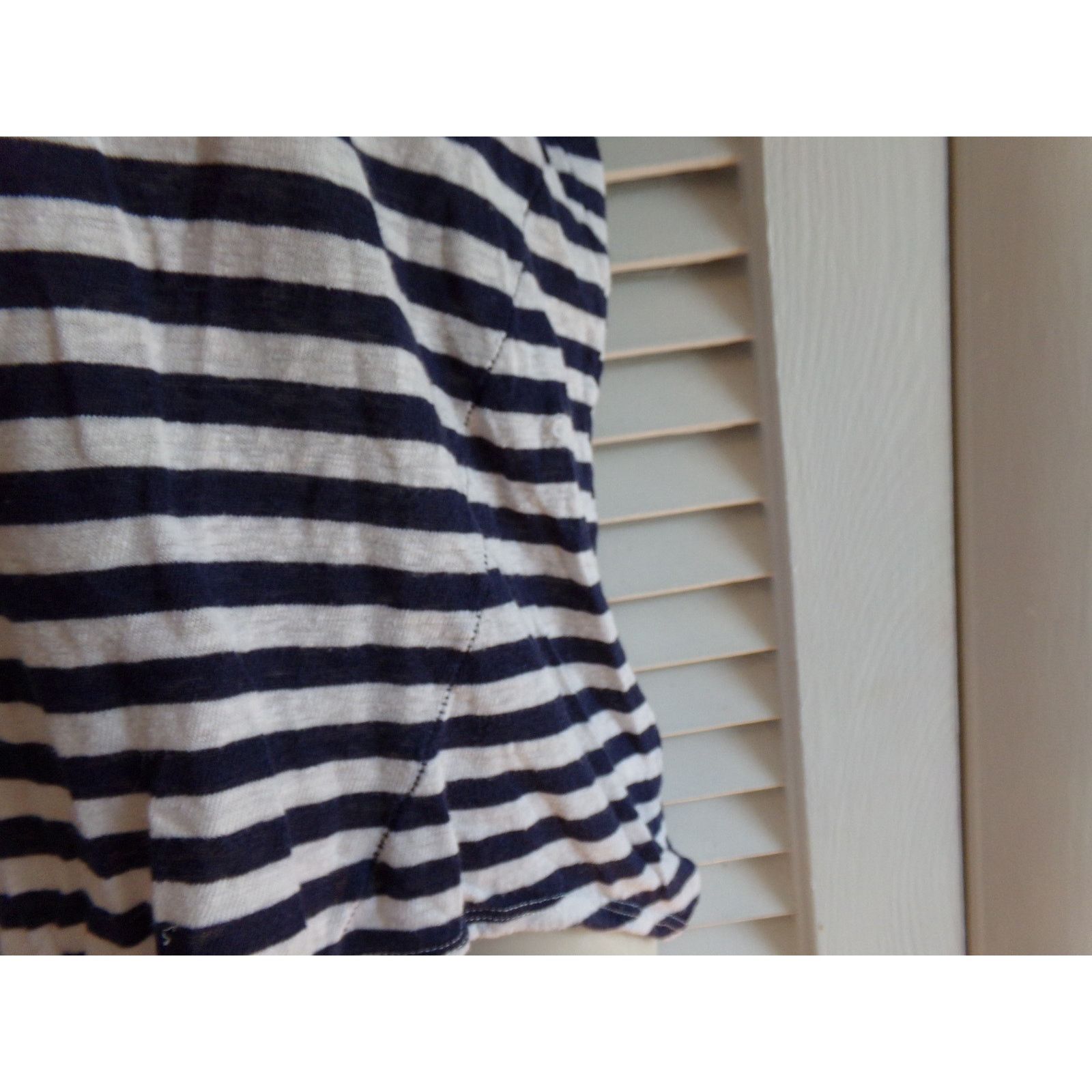 Lucky Brand Lucky Brand navy striped top back button trim M Excellent Size M / US 6-8 / IT 42-44 - 2 Thumbnail