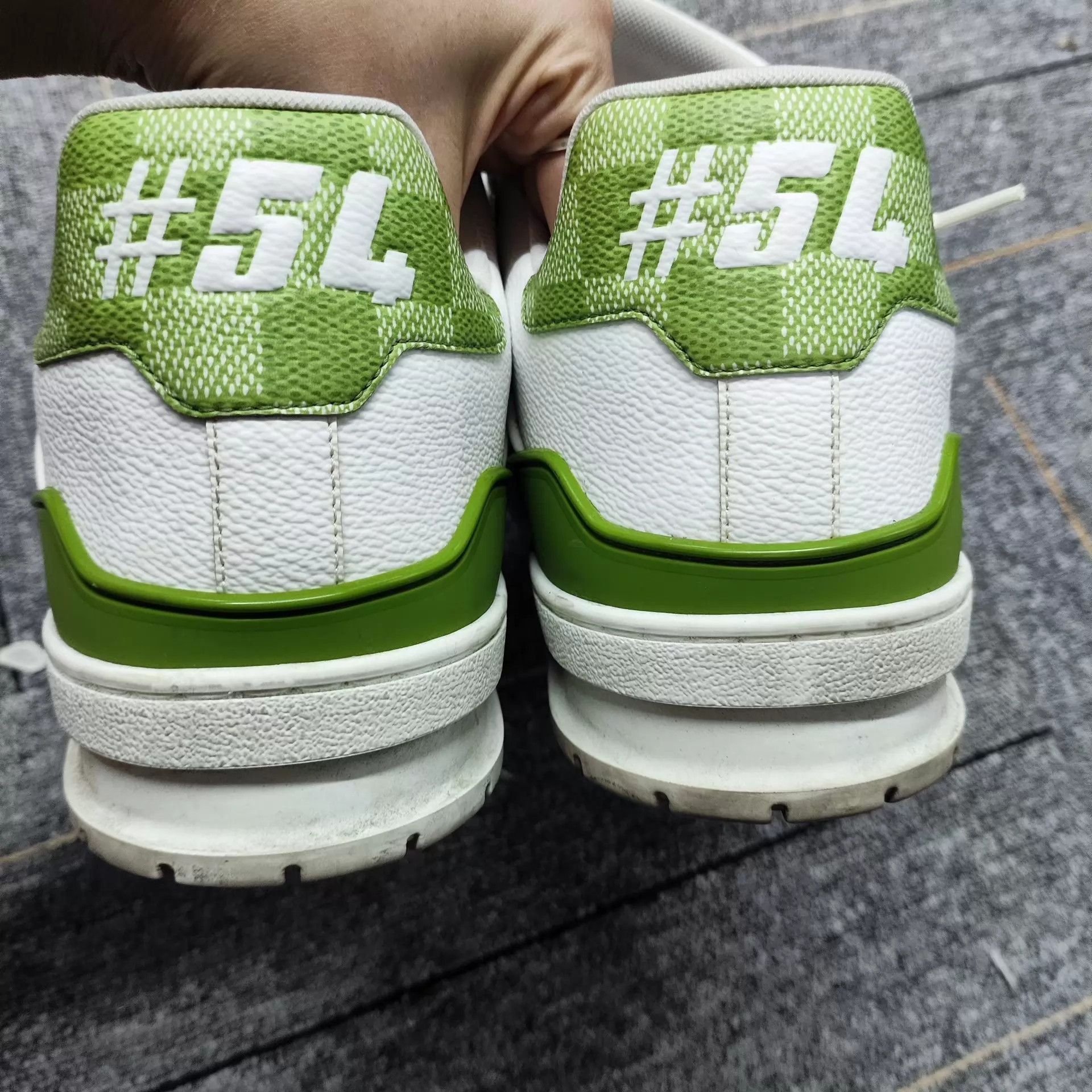 Louis Vuitton LV Trainer US 8 White Green Checkerboard Size US 8 / EU 41 - 5 Thumbnail