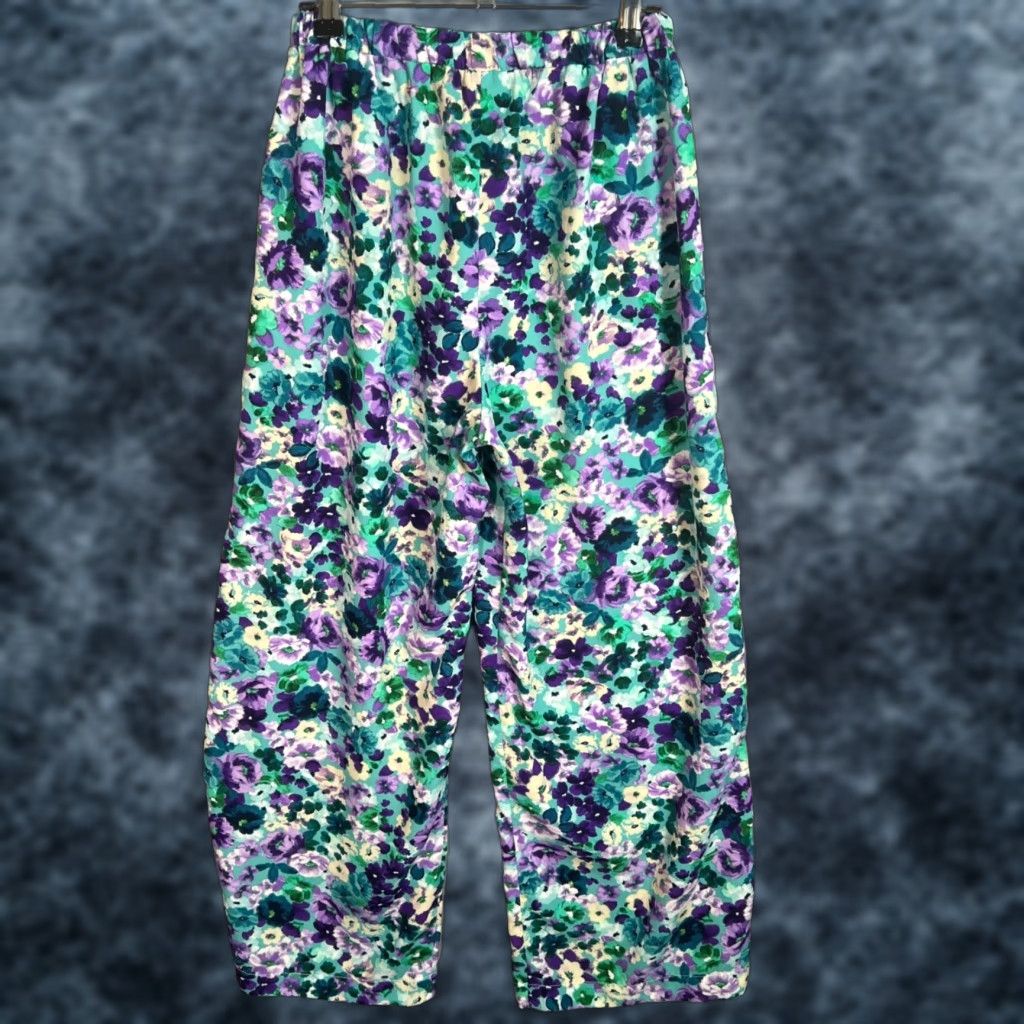 Vintage VIE TA VIE Paris Floral Print Pants Polyester Womens Size 2 - Purple Wide-Leg Ankle 28in Inseam 26in Waist Vintage/Used Size 26" / US 2 / IT 38 - 1 Thumbnail
