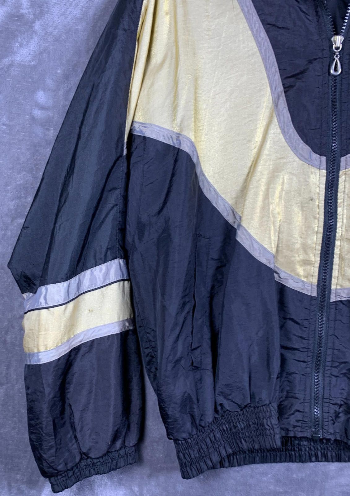Designer New York Classics Women’s Full Zip Windbreaker SZ. Med (307) Size M / US 6-8 / IT 42-44 - 3 Thumbnail