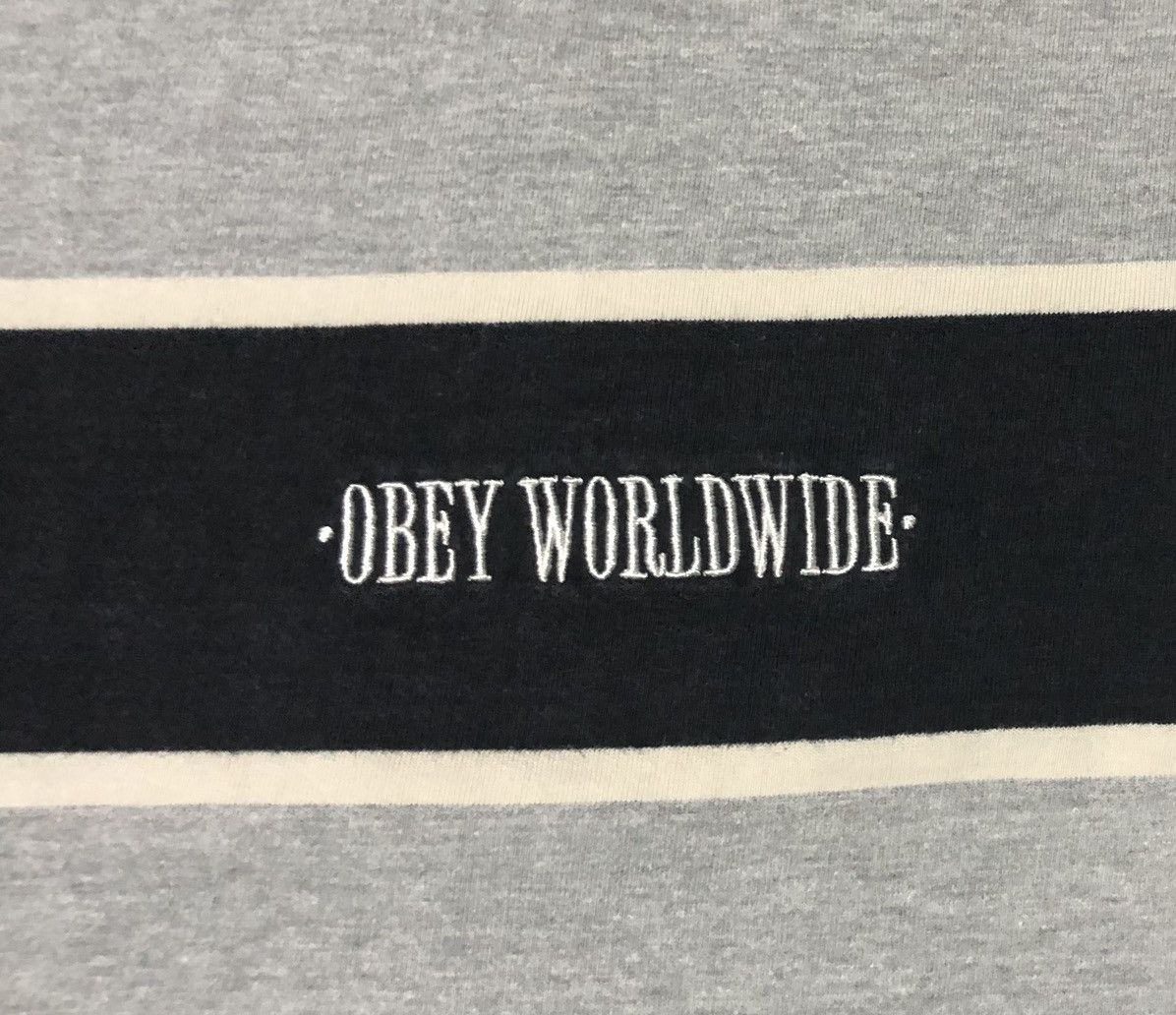 Obey Vintage OBEY WORLDWIDE embroidery script stripes sweatshirt Size US L / EU 52-54 / 3 - 2 Thumbnail