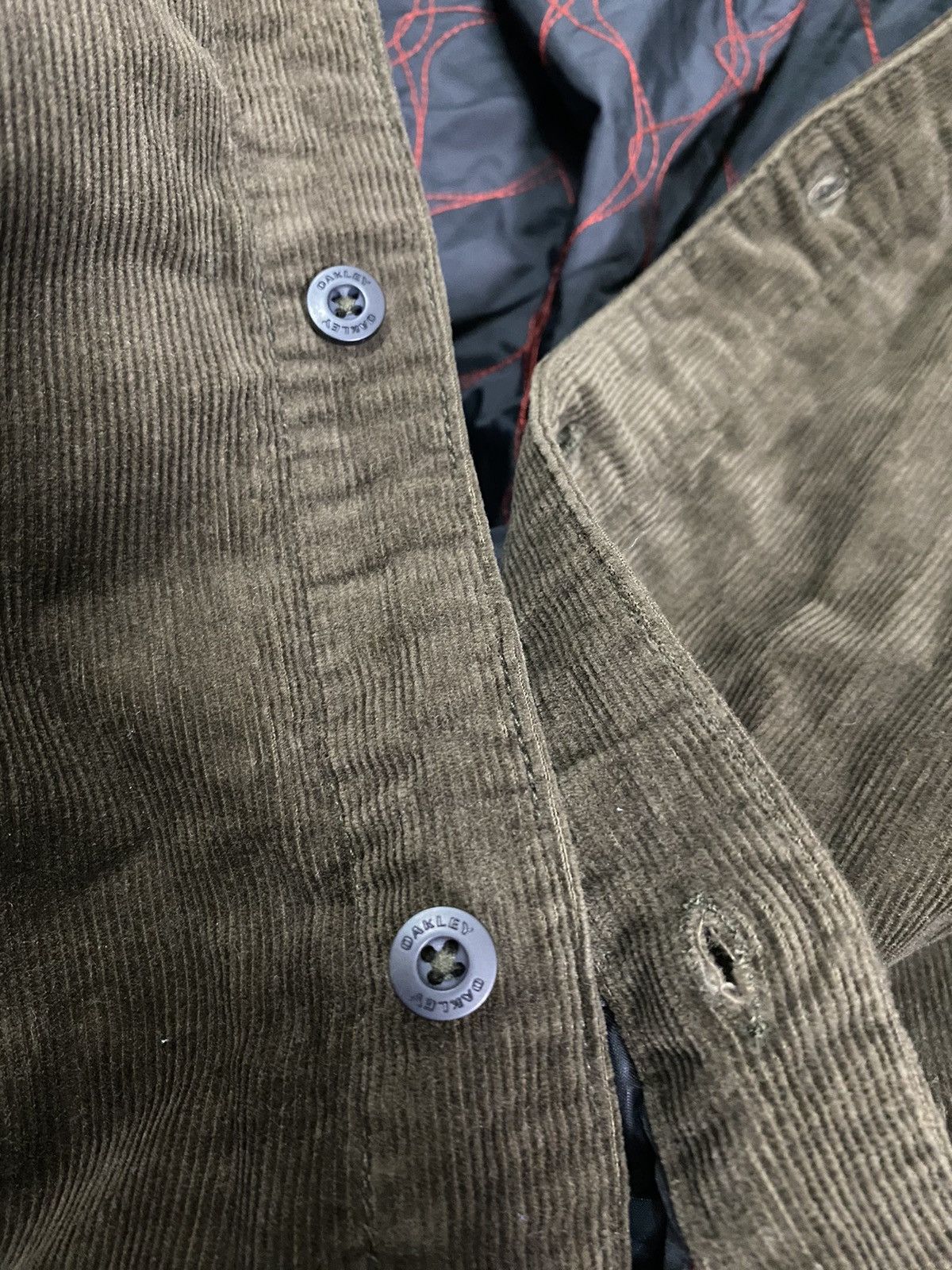 Oakley 90’s Oakley Corduroy Shirt Jacket Size US S / EU 44-46 / 1 - 9 Thumbnail