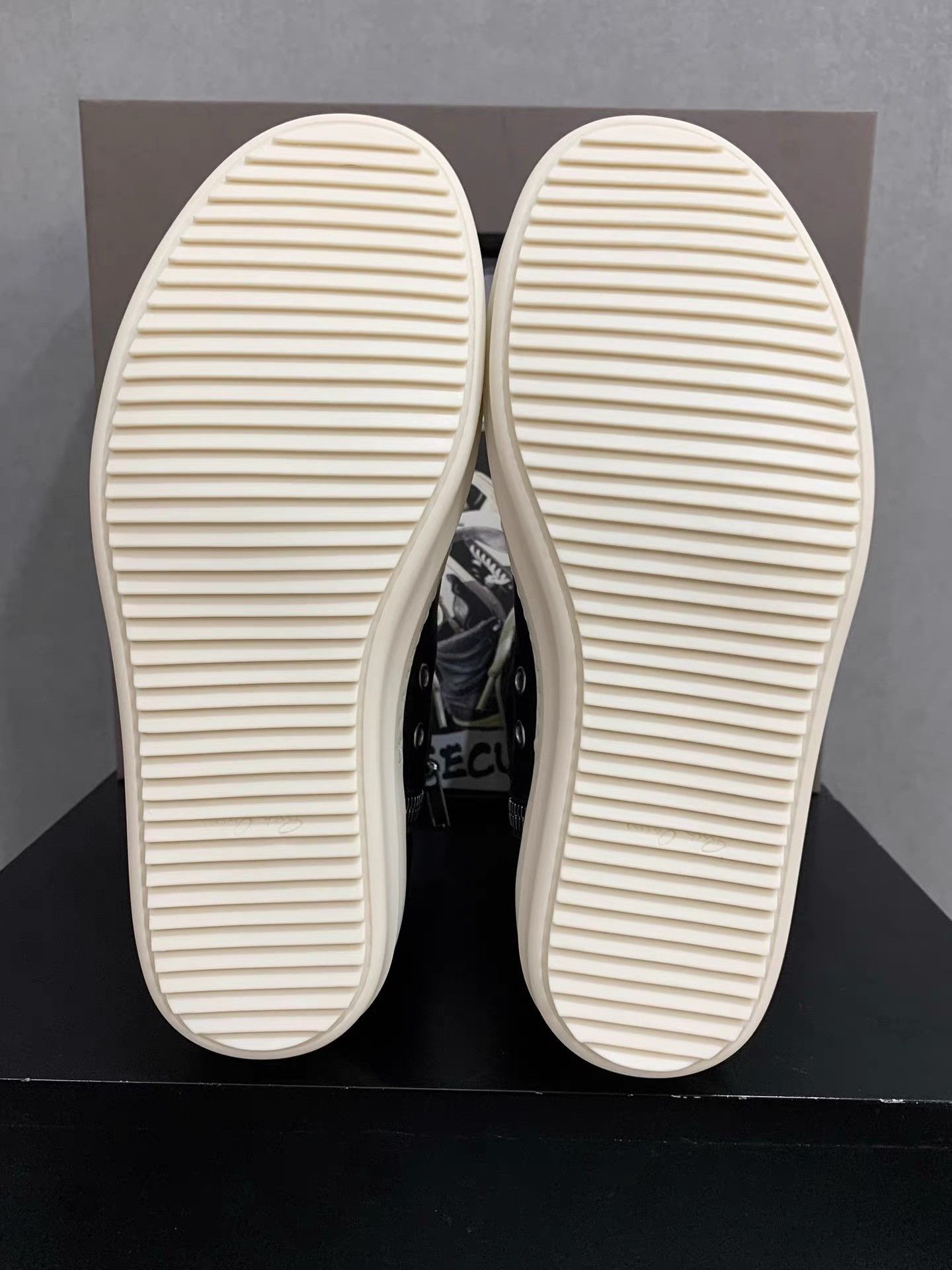 Rick Owens Rick Owens 25FW Mainline Leather High-Top Big Converse K34 Size US 6 / IT 36 - 8 Thumbnail