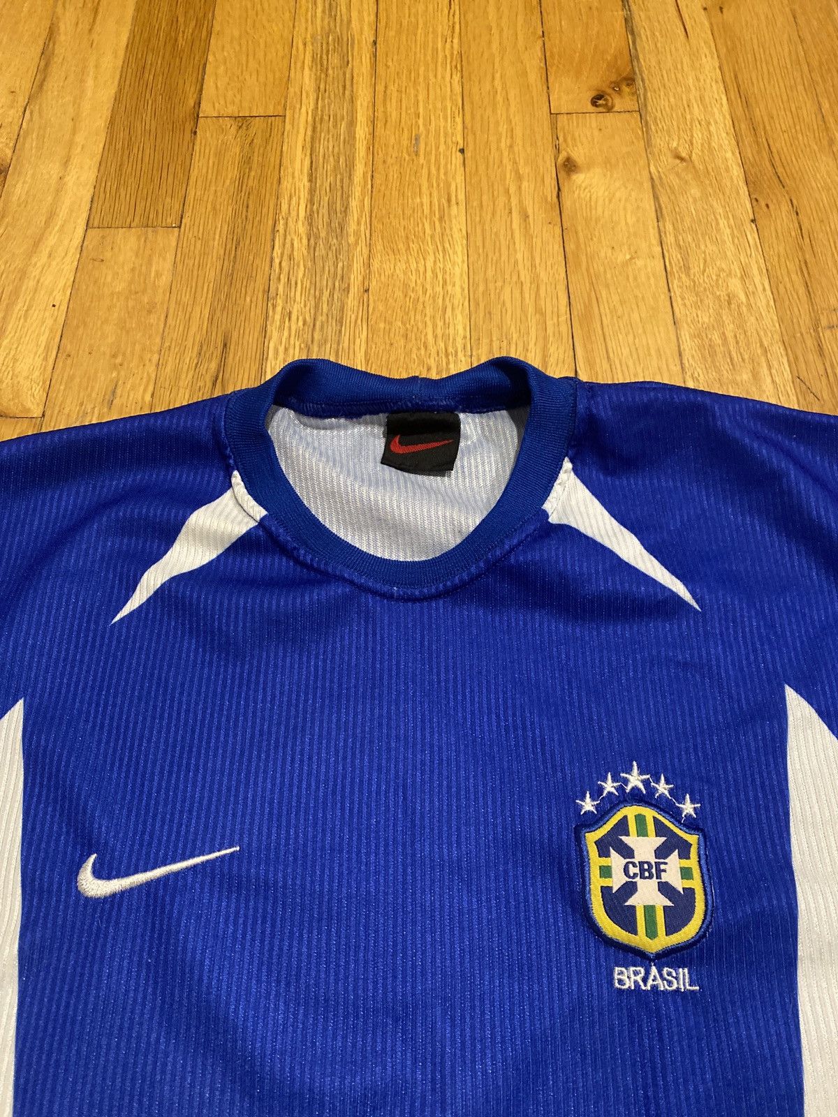 Nike × Vintage Vintage Nike Brazil Jersey Number 10 Size US M / EU 48-50 / 2 - 2 Thumbnail