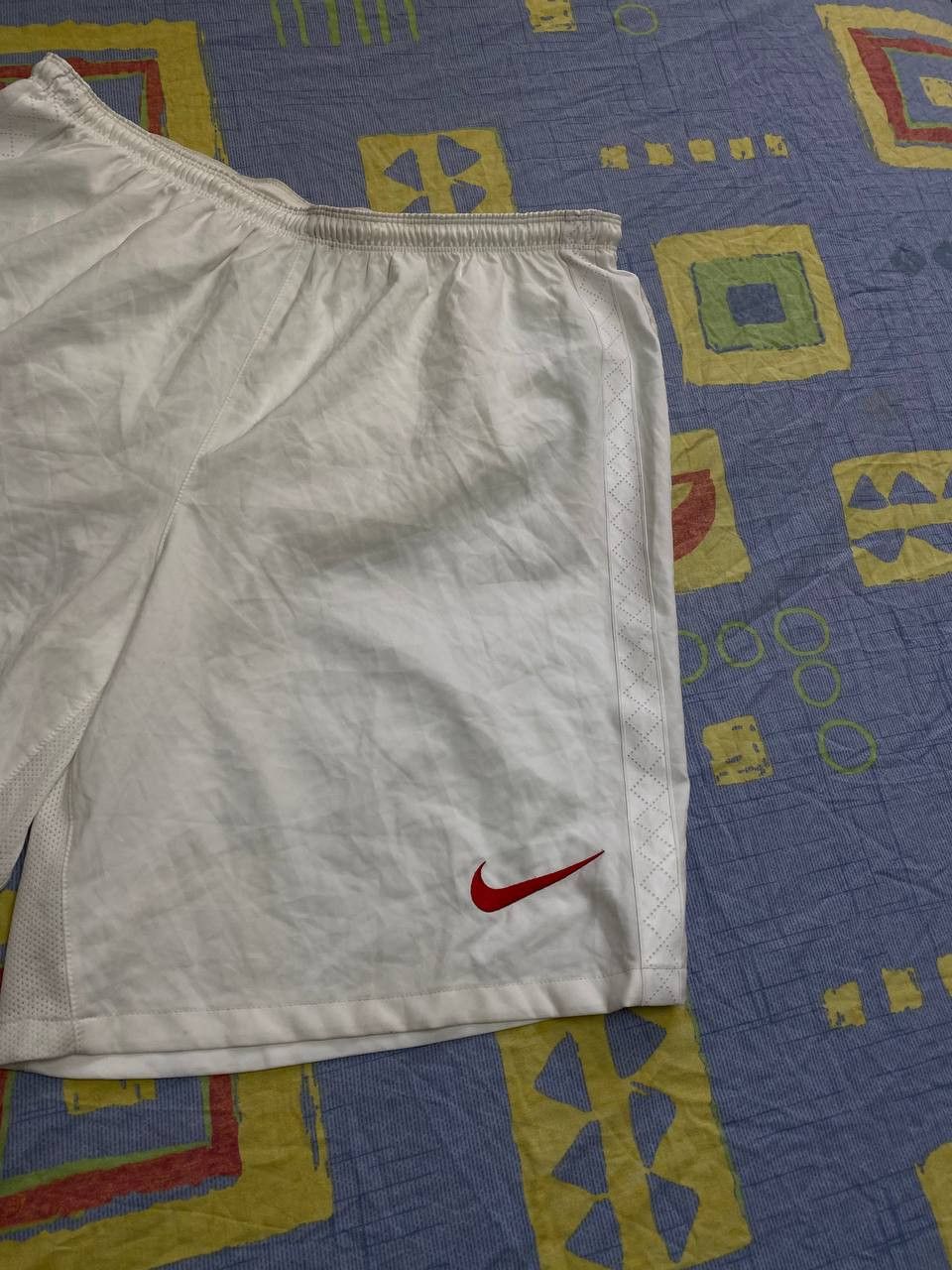 Nike × Vintage Vintage Y2K Nike Shorts Logo Sportwear Size US 36 / EU 52 - 19 Thumbnail