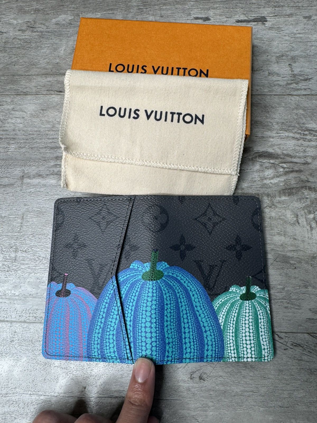 Louis Vuitton Louis Vuitton Pocket Organizer Size ONE SIZE - 2 Thumbnail