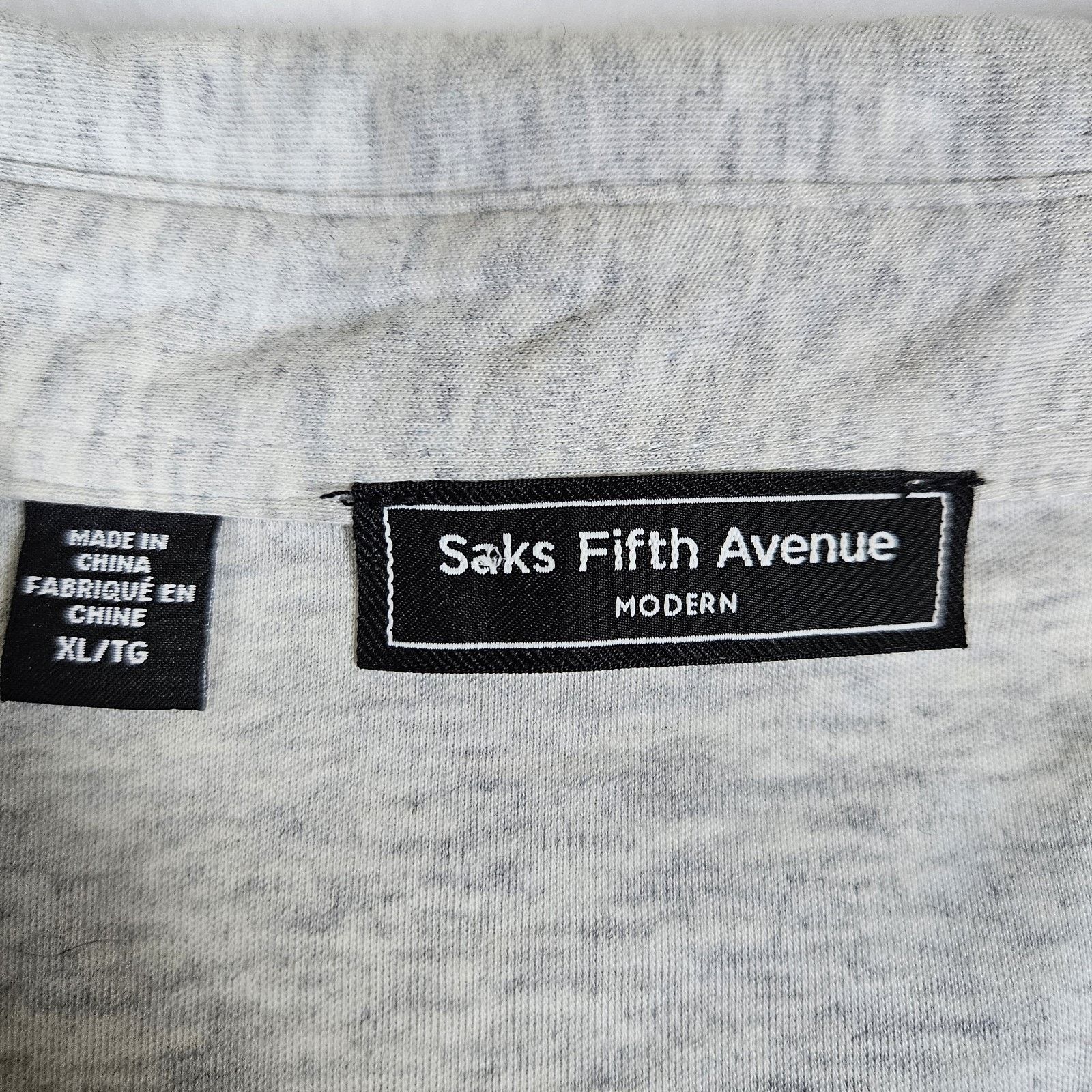 Saks Fifth Avenue Saks Fifth Avenue Jersey Button Front Shirt Size US XL / EU 56 / 4 - 5 Thumbnail
