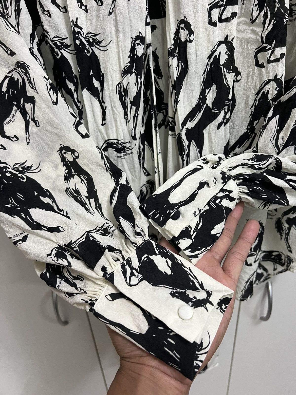 Balmain Balmain Printed Silk Shirt Tie Neck Size S / US 4 / IT 40 - 4 Thumbnail