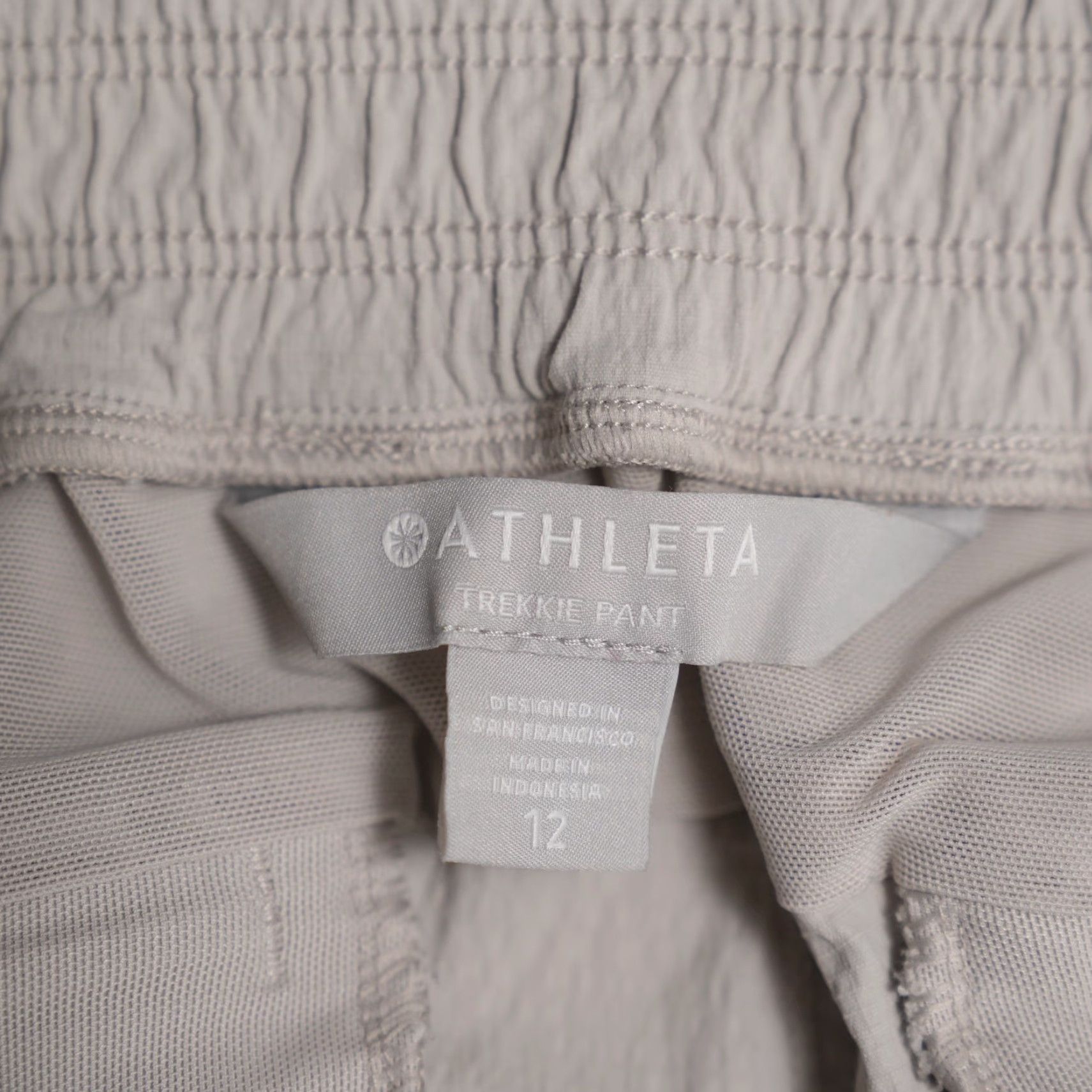 Athleta Athleta Pants Womens 12 Beige Jogger Pull On Hiking Outdoor Athletic Jogger for Travel Casual Womens Size 24" / US 00 / IT 34 - 3 Thumbnail