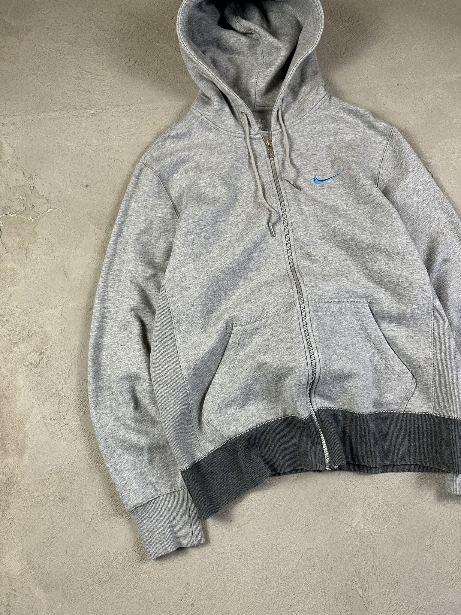 Nike Vintage Y2k Nike Swoosh Zip Basic Hoodie Size US L / EU 52-54 / 3 - 2 Thumbnail