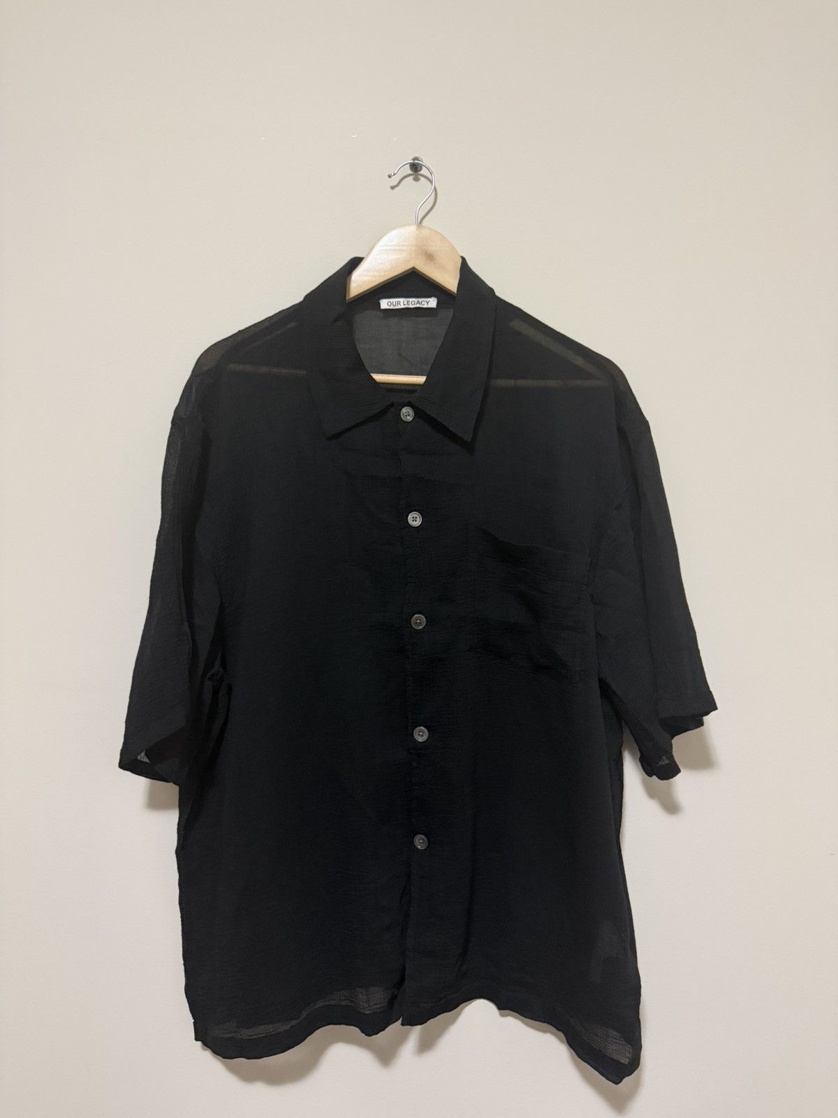 Our Legacy BOX SHIRT SHORTSLEEVE Black Rayon Plait Size US M / EU 48-50 / 2 - 4 Thumbnail