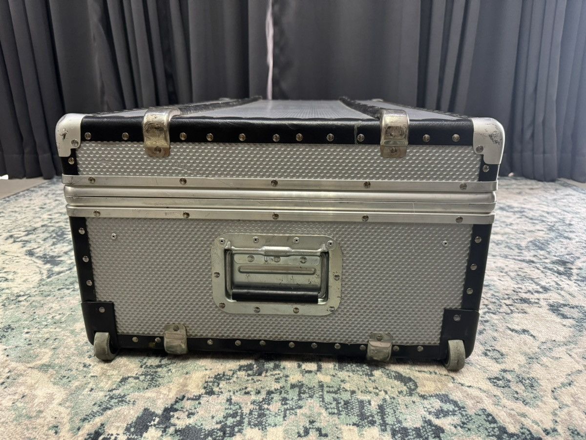 Rimowa 1950s 2 WHEELERS GIGANTIC RIMOWA ALUMINIUM CASE TRAVEL BAG Size ONE SIZE - 15 Thumbnail