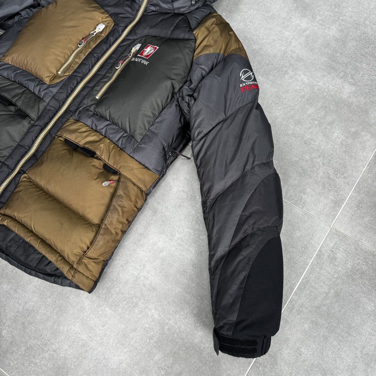 BLACKYAK Black Yak Namaste Extreme Peak Puffer Down Jacket Gorpcore Size US S / EU 44-46 / 1 - 7 Thumbnail