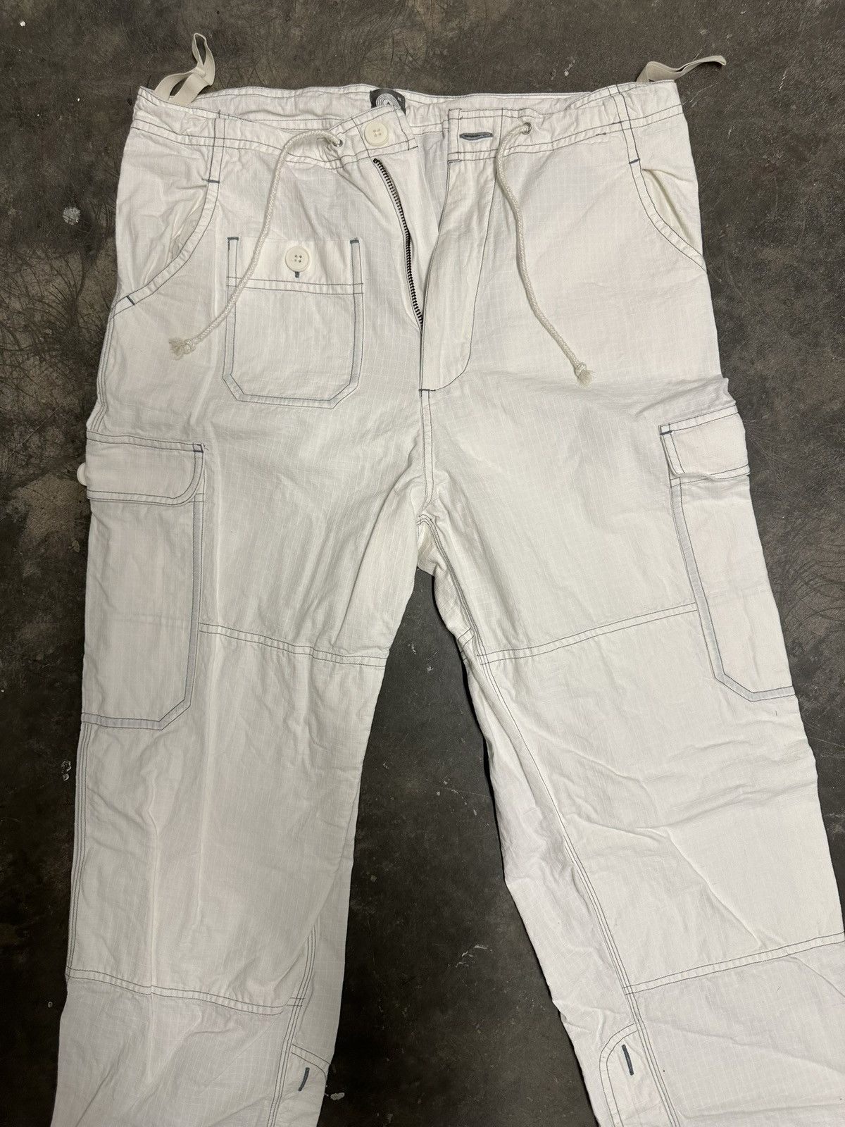 18 East 18 East Plaza Tech Cargo’s Size US 34 / EU 50 - 2 Thumbnail