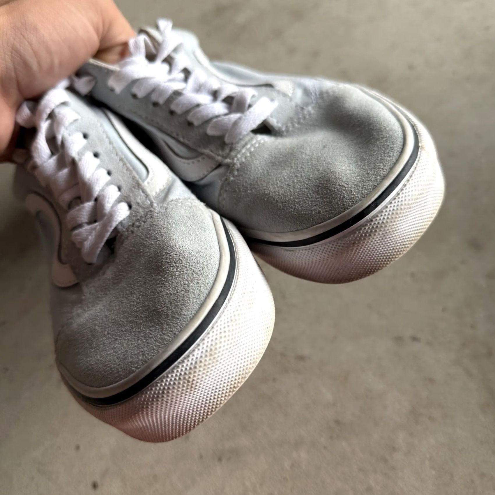 Vans Vans Off the Wall Old Skool Light Blue Suede Low Top Skate Sneakers Men’s 7 Men Blue Suede Sneaker 1990s Vintage Style Accessories Size US S / EU 44-46 / 1 - 5 Thumbnail