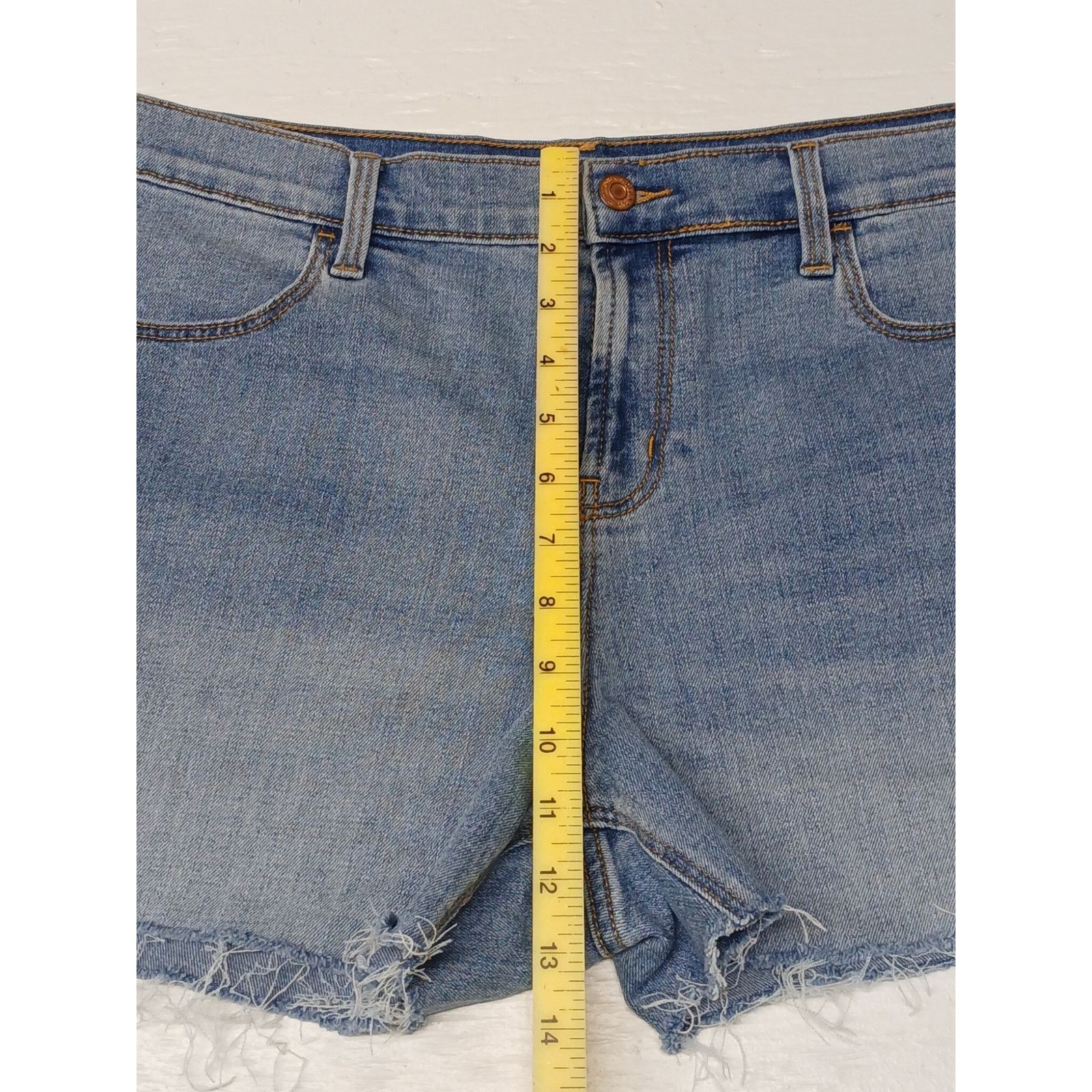 Old Navy Old navy 14 Cut Off Dress Casual Comfort Blue Shorts Size 36" / US 14 / IT 50 - 2 Thumbnail