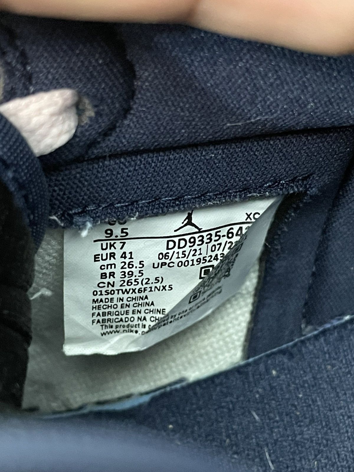Jordan Brand Air Jordan 1 High Size US 8 / EU 41 - 4 Thumbnail