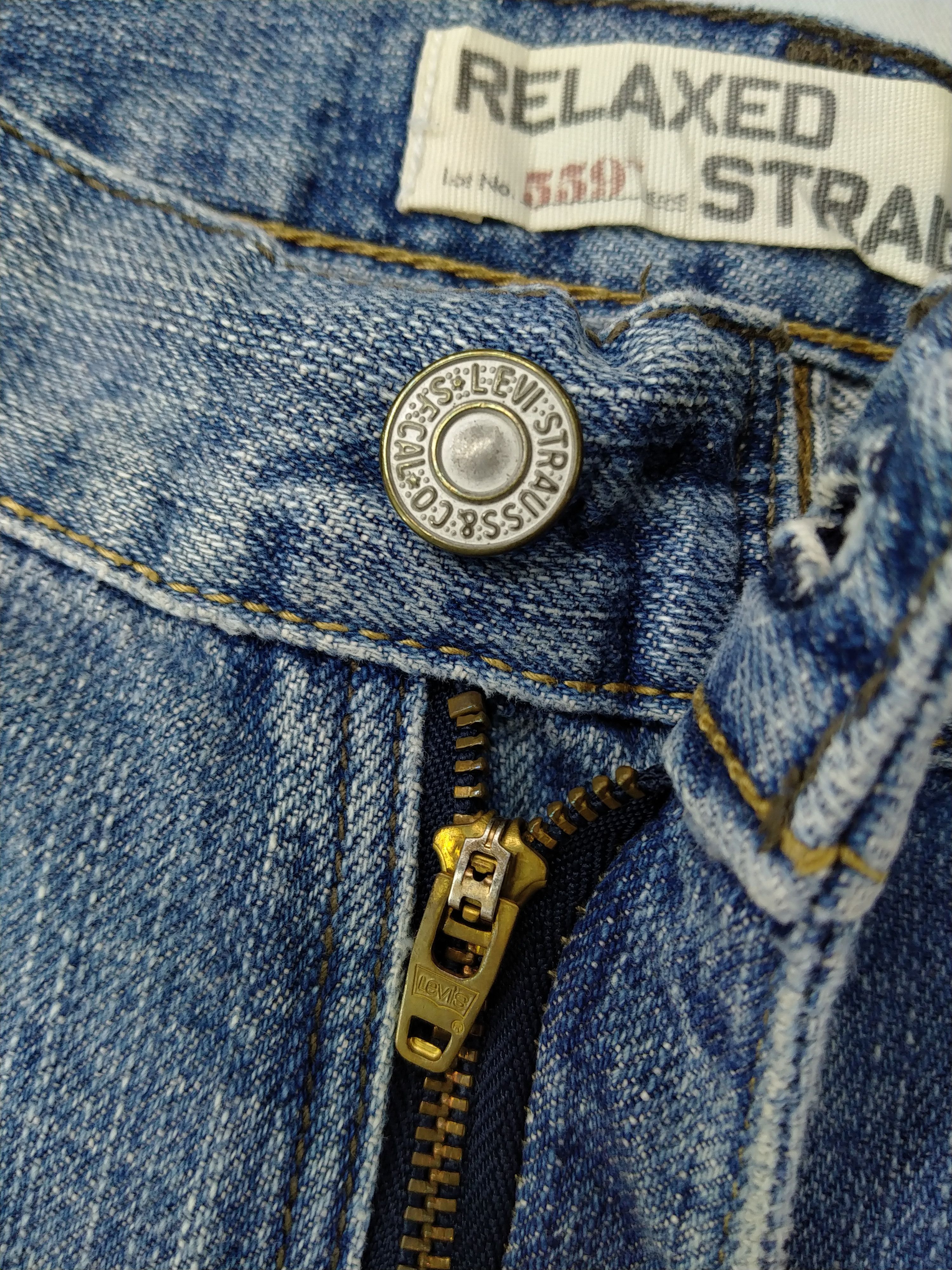 Levi's Vintage Levi's 559 Relaxed Straight Denim 38 x 30.5 -JN375 Size US 38 / EU 54 - 7 Thumbnail