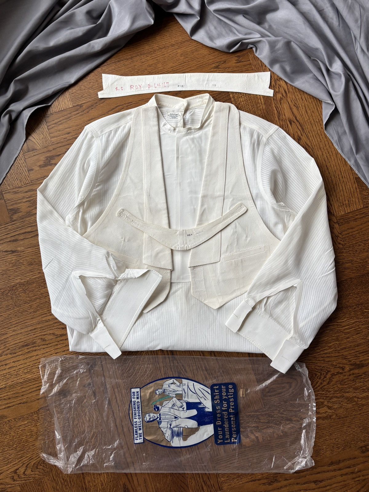 Arrow × Vintage 1940s Bib Front Back Button Dress Shirt Vintage Arrow Size US S / EU 44-46 / 1 - 1 Thumbnail