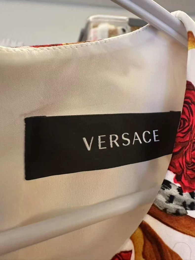 Versace Versace Rose sleeveless dress Size S / US 4 / IT 40 - 3 Thumbnail