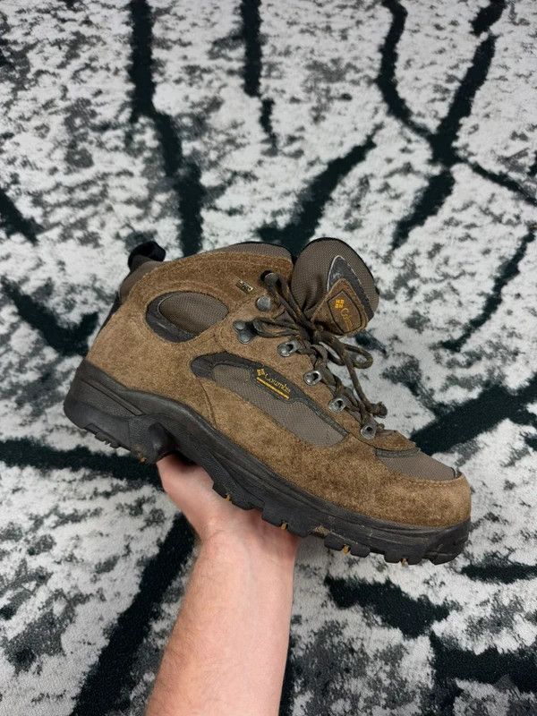 Columbia Hilltop goretex outdoor gorpcore trekking shoes brown 41 Size US 8 / EU 41 - 1 Thumbnail