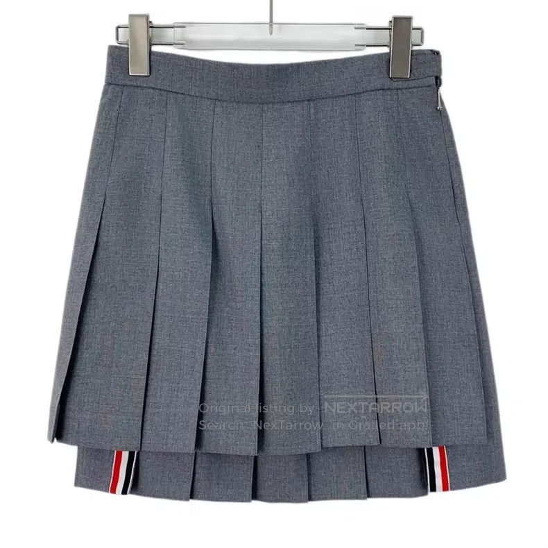Thom Browne Thom Browne Gray woolen casual pleated skirt Size 26" / US 2 / IT 38 - 1 Thumbnail