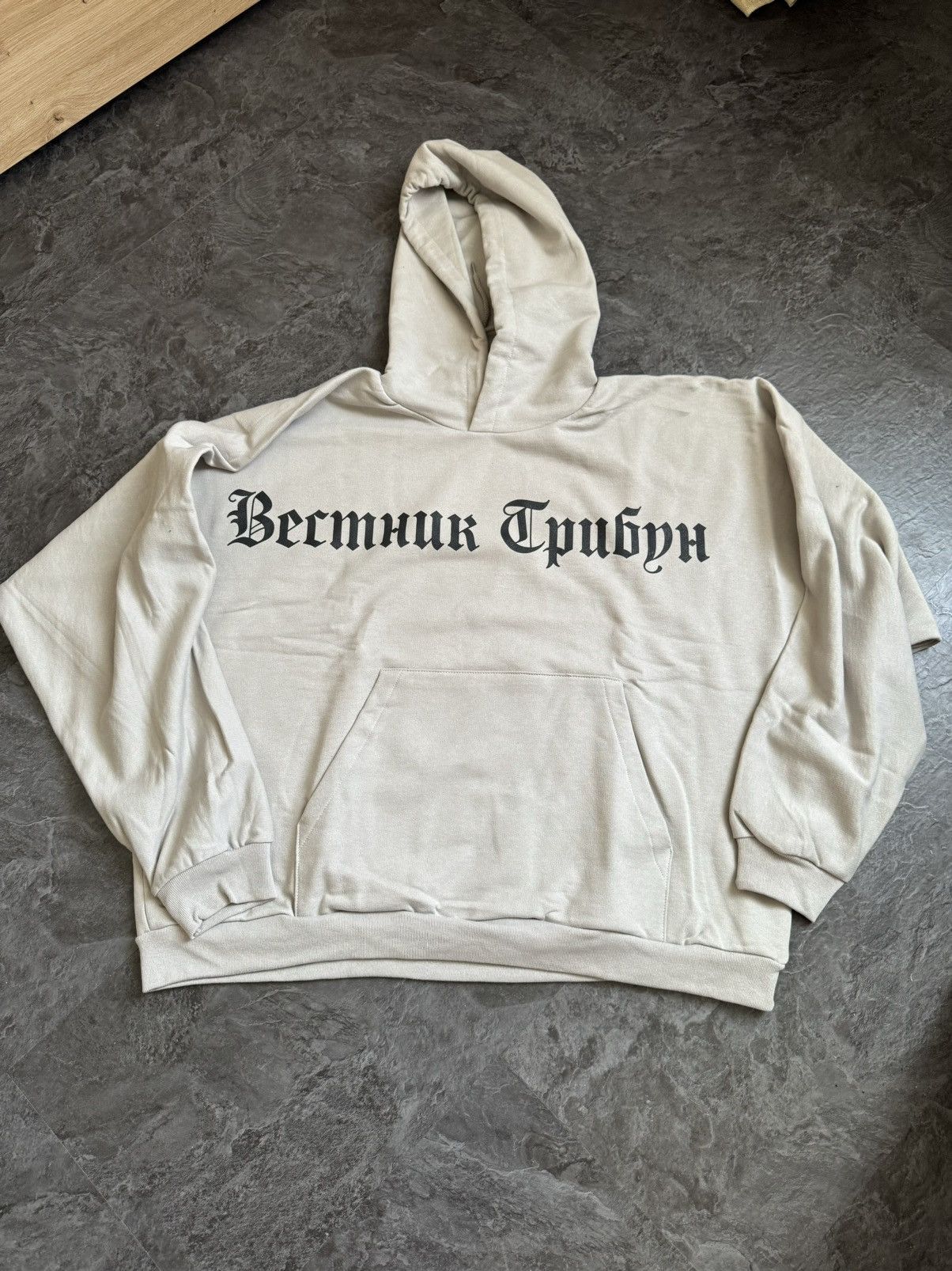 Yeezy Yzy Gosha カニエウエスト　フーディー　セット Innovation amidst Controversy | Kanye's $20 Yeezy Collection
