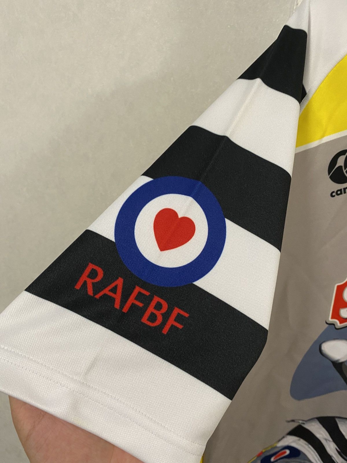 Canterbury of New Zealand Canterbury Raf Royal Air Force Spitfires Rugby 2014 Jersey Size US L / EU 52-54 / 3 - 5 Thumbnail