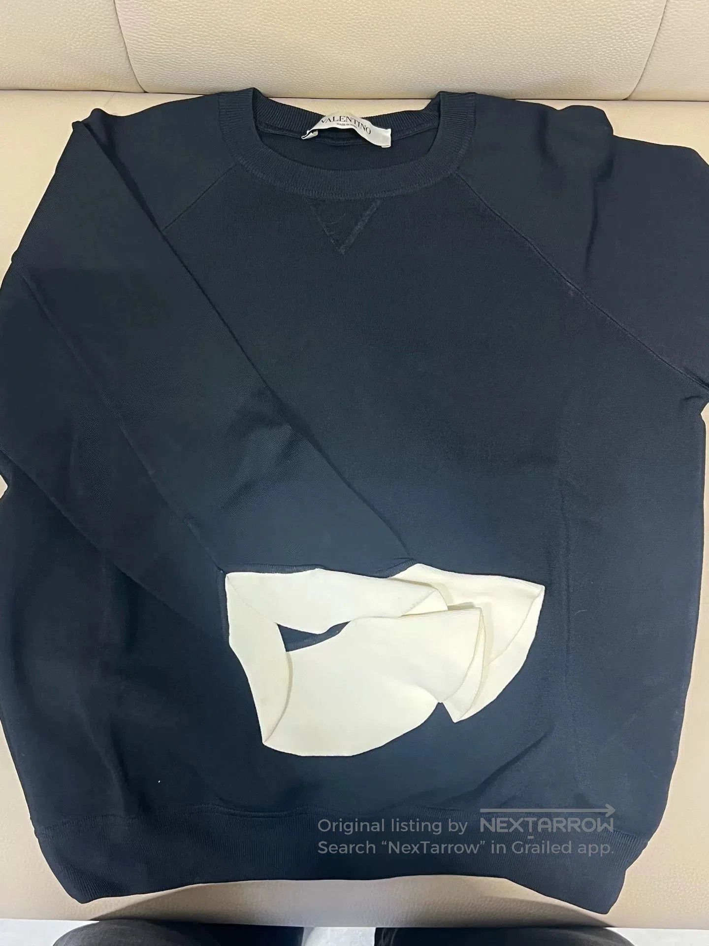 Valentino Valentino Fashionable Top with Unique Sleeves. Size M / US 6-8 / IT 42-44 - 2 Thumbnail