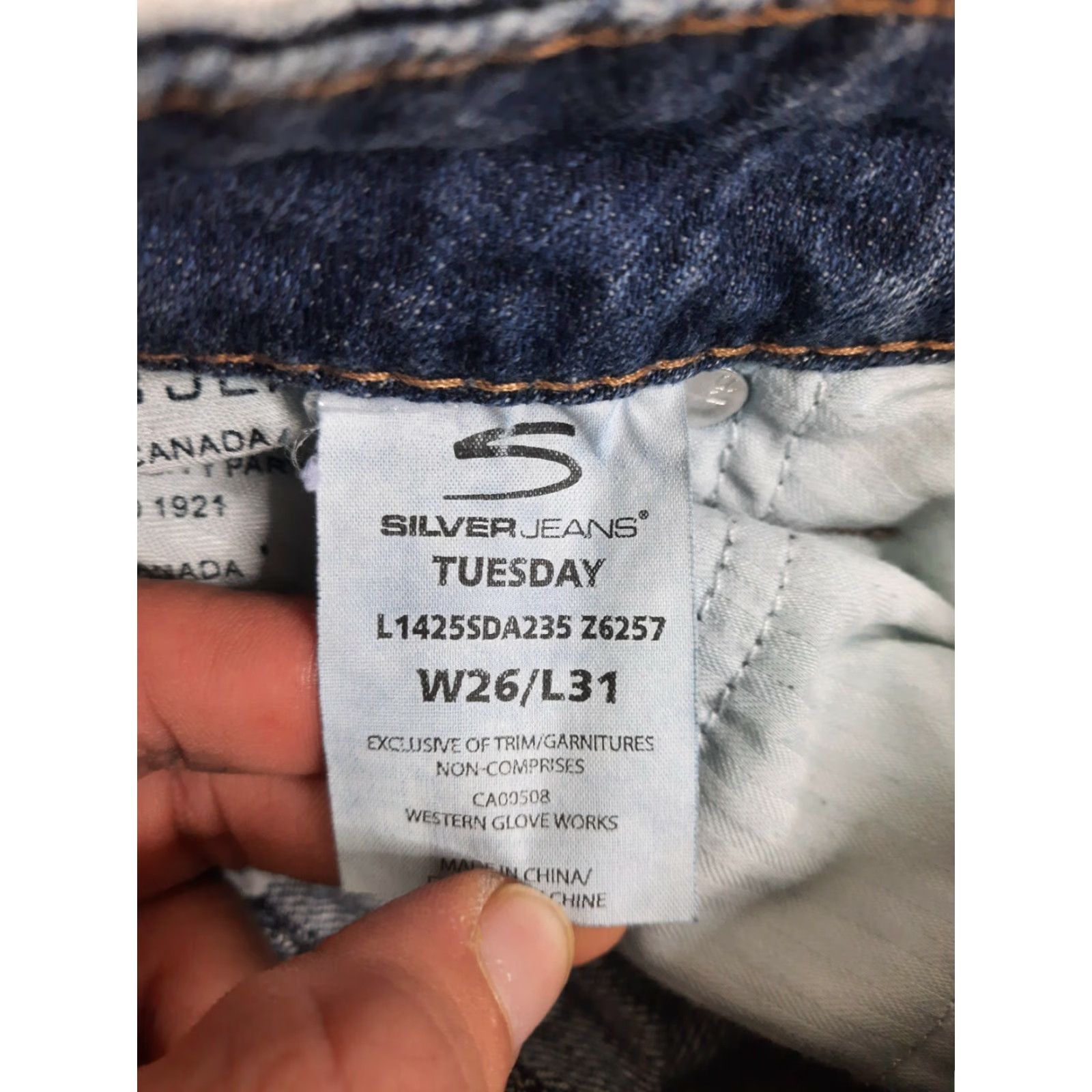 Silver Jeans Co. VINTAGE Silver Jeans Tuesday Slim Boot Stretch Jeans Women 26 28x28 Low Rise Blue Denim 5-Pocket Mens? Size 26" / US 2 / IT 38 - 5 Thumbnail