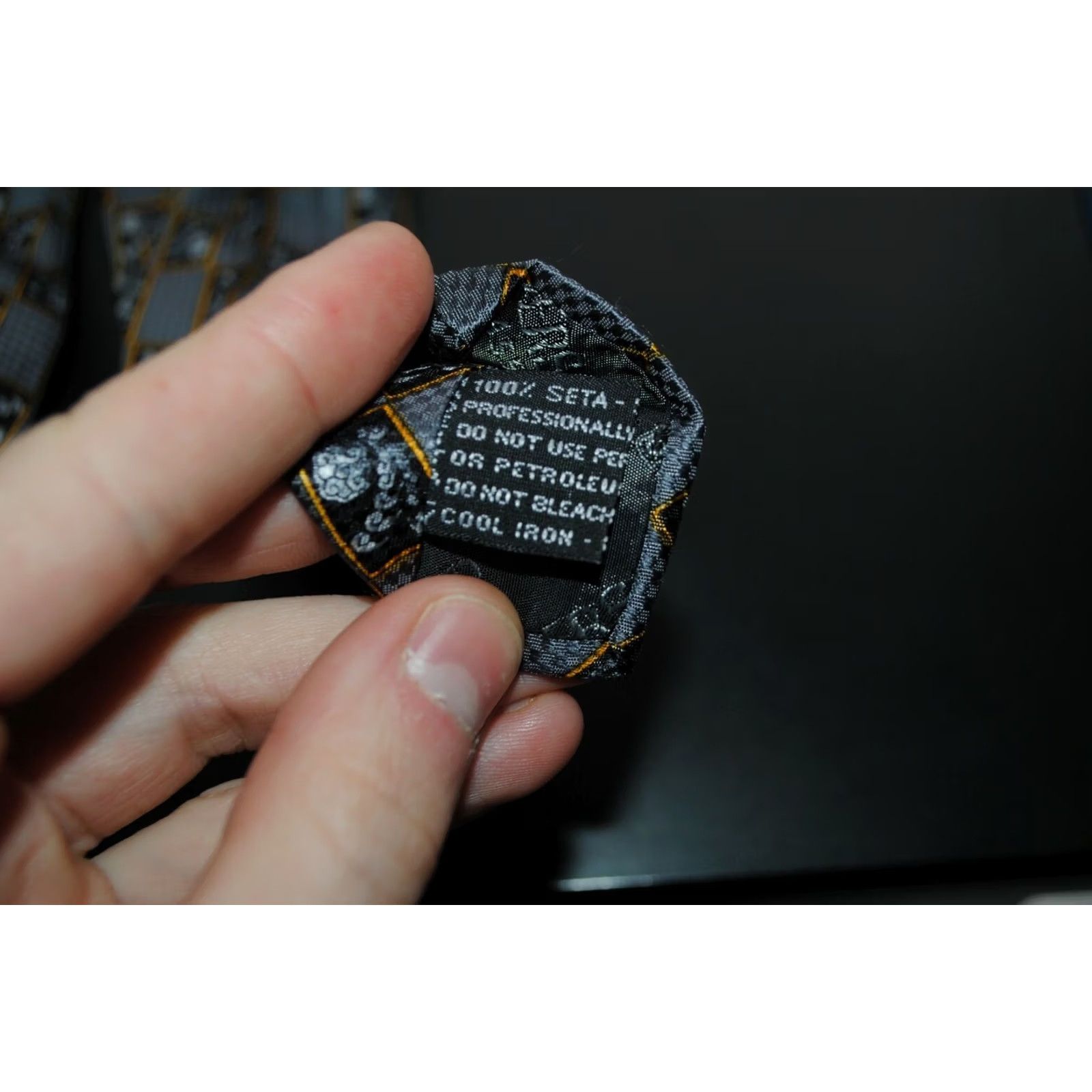 Versace GIANNI VERSACE CLASSIC V2 100% SILK TIE GRAY GOLD CHECKED VINTAGE Size ONE SIZE - 5 Thumbnail