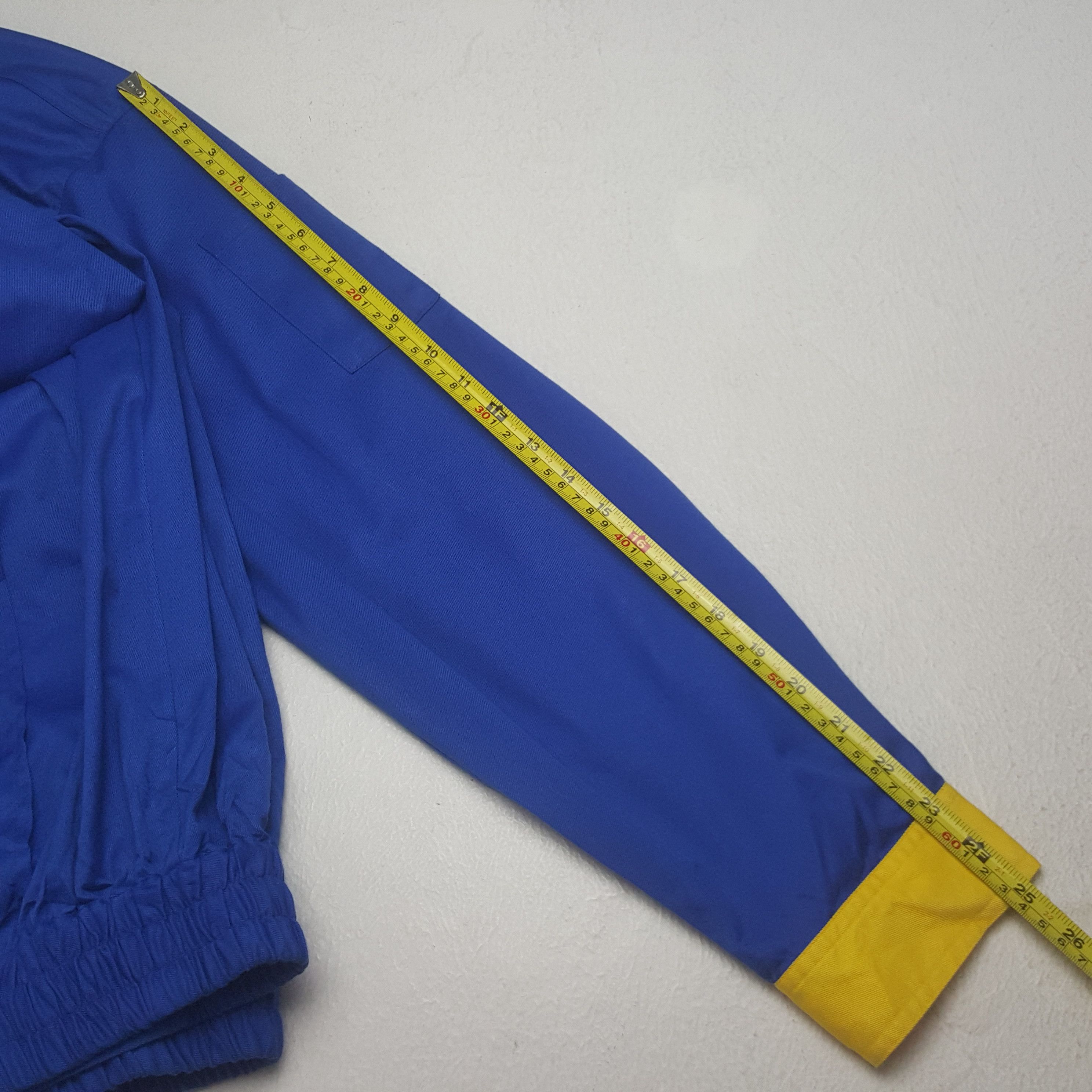 Japanese Brand Vintage Tokyo Isuzu Japanese Racing Jacket C300N11 Size US L / EU 52-54 / 3 - 7 Thumbnail