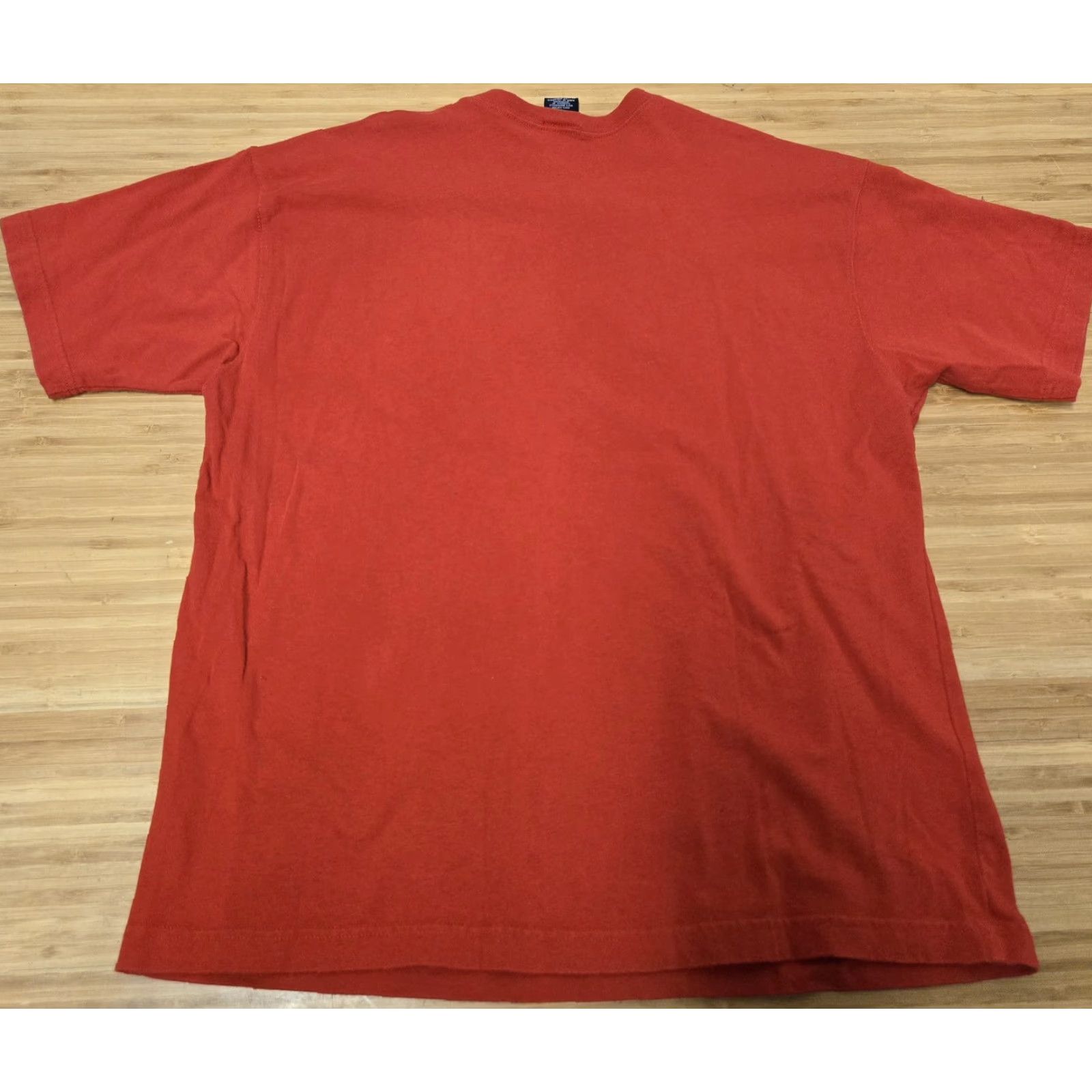 Vintage VINTAGE Warner Bros Looney Tunes Shirt Mens M Red 90s Cartoon Embroidered Pocket Tweety Sylvester Spike Cotton T-Shirt Size US M / EU 48-50 / 2 - 4 Thumbnail