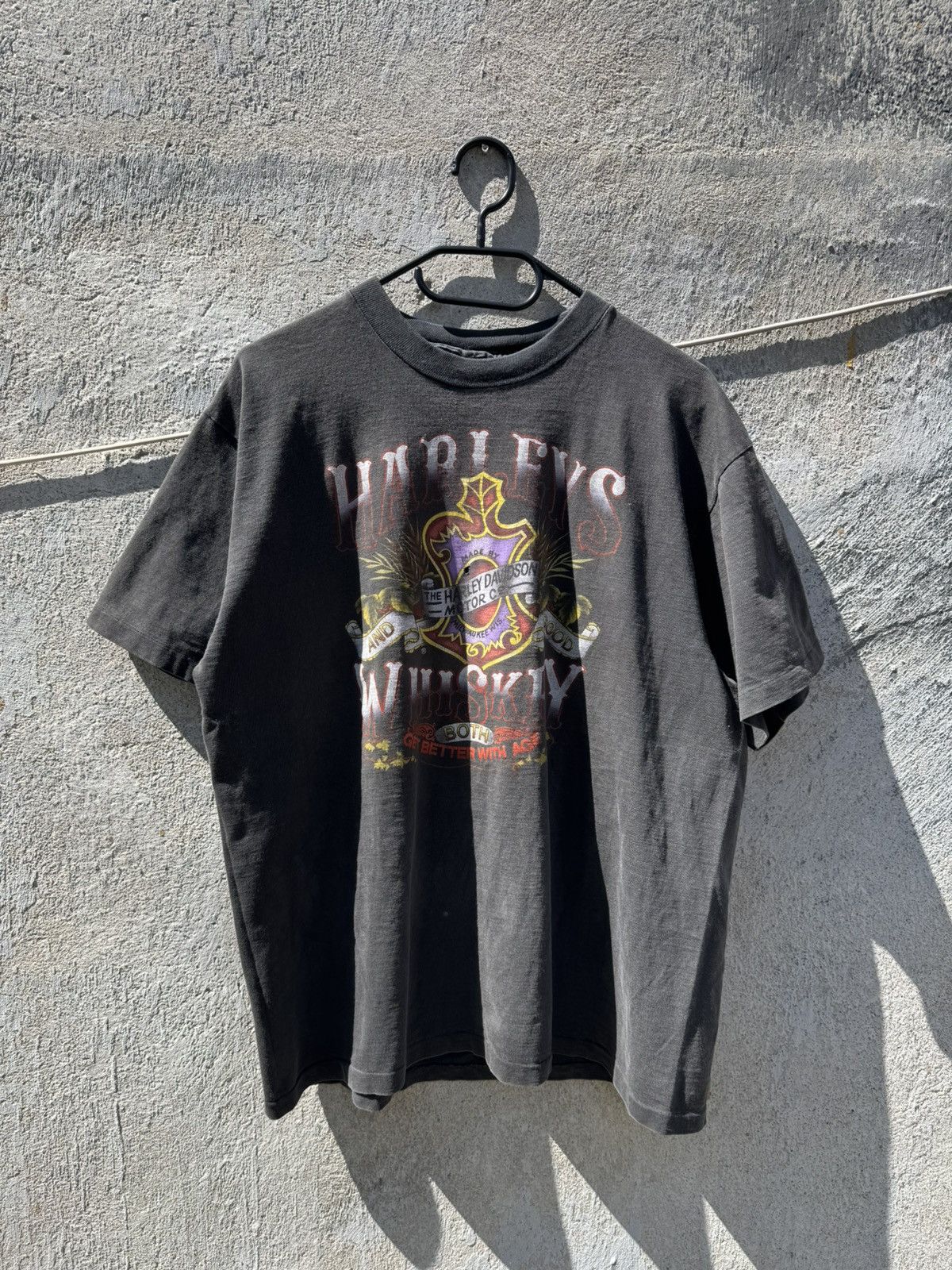 Harley Davidson Vintage 80s Harley Davidson Harley’s Whiskey T-Shirt Washed Size US M / EU 48-50 / 2 - 1 Thumbnail