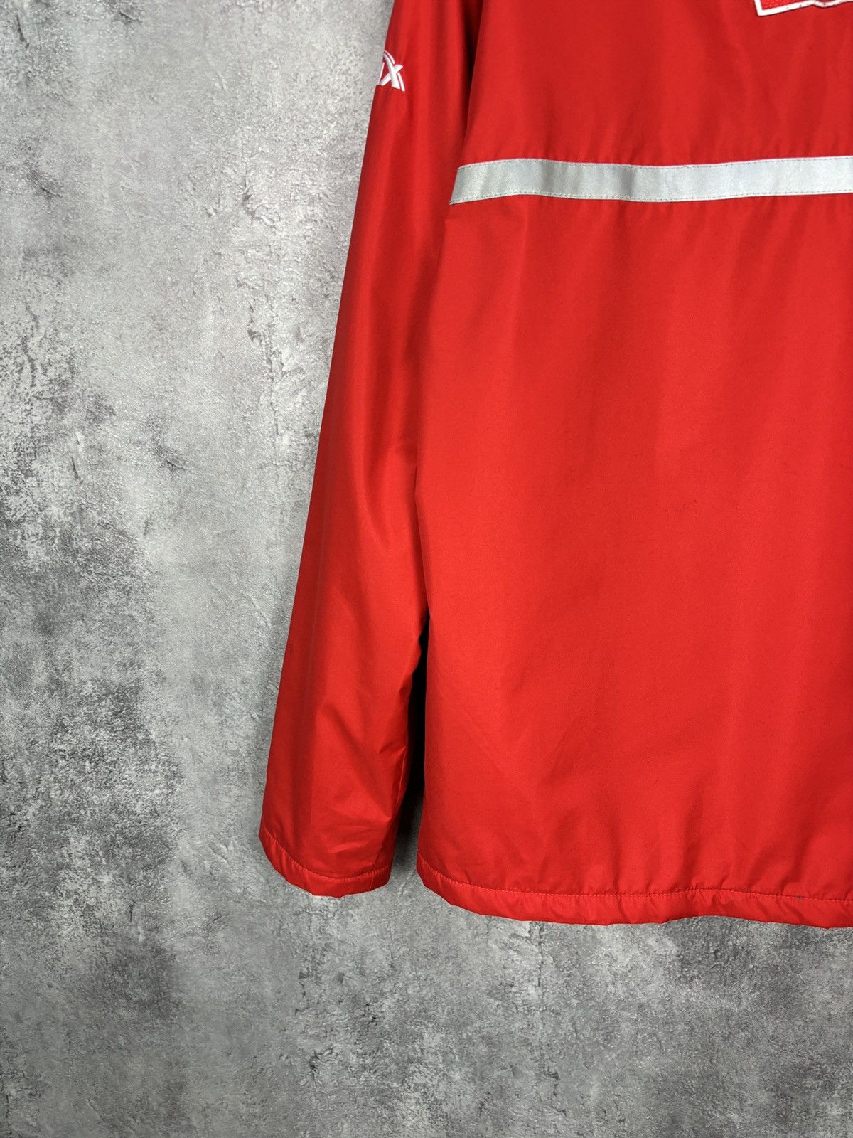 Ferrari × Vintage Shell V-Power Polyester Red Jacket Size US L / EU 52-54 / 3 - 11 Thumbnail