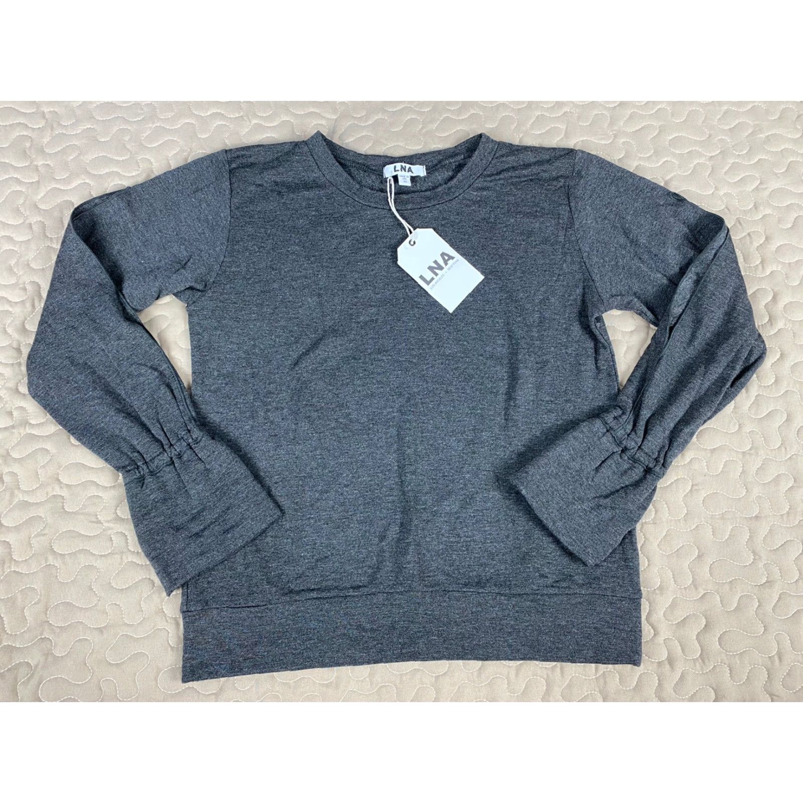 Acme Clothing LNA Clothing Womens Long Sleeve Crewneck Gray Shirt XS W Tags, Pullover, Regular Size, Size XS, Gray Shirt, Women’s Pullover, LNA Clothing, New w Tags Size XS / US 0-2 / IT 36-38 - 3 Thumbnail