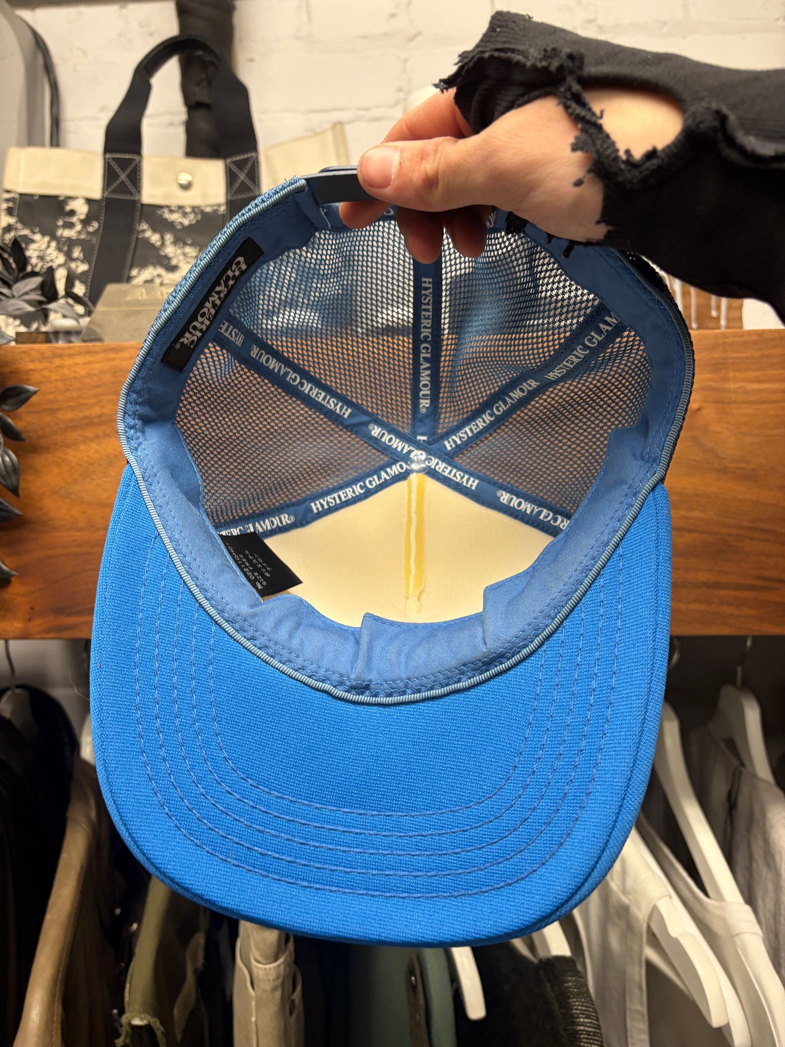 Hysteric Glamour Hysteric Glamour ‘See No Evil’ Blue/White Trucker Hat Size ONE SIZE - 5 Thumbnail