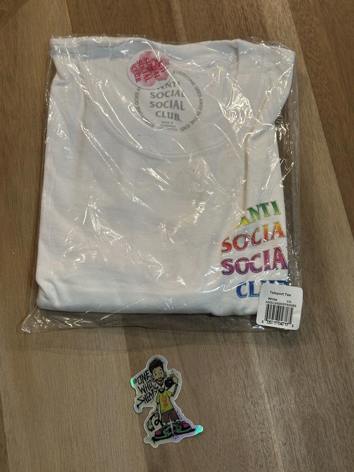 Anti Social Social Club Anti Social Social Club Teleport Gradient Tee Size XXL Size US XXL / EU 58 / 5 - 4 Thumbnail