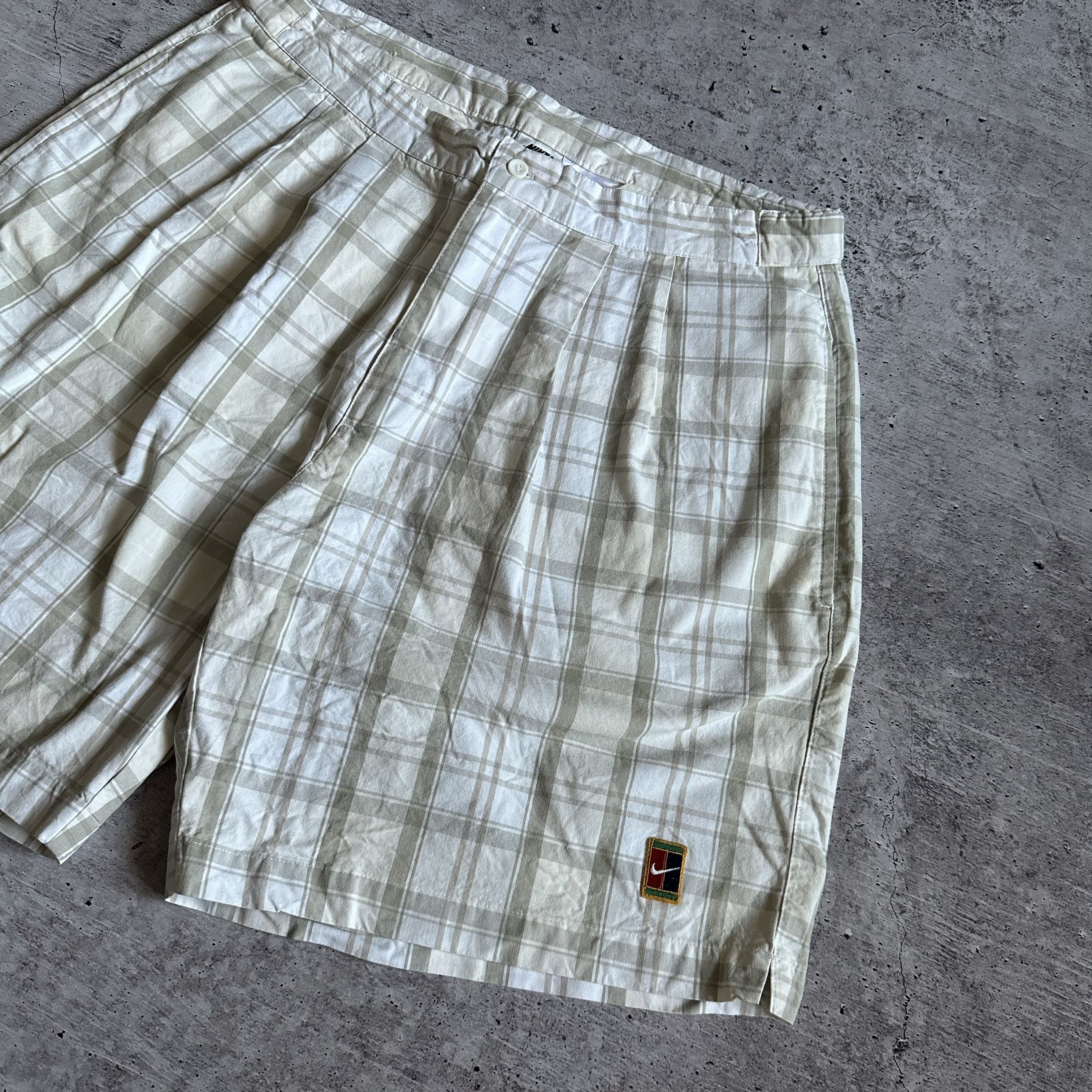Nike Nike Court 90s Vintage Oversize Shorts Size US 34 / EU 50 - 3 Thumbnail