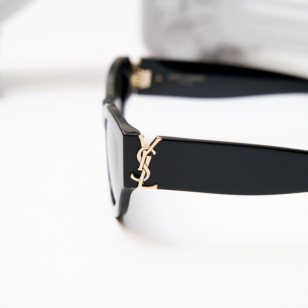 Saint Laurent Paris SAINT LAURENT SL M94 001 SUNGLASSES Size ONE SIZE - 4 Thumbnail