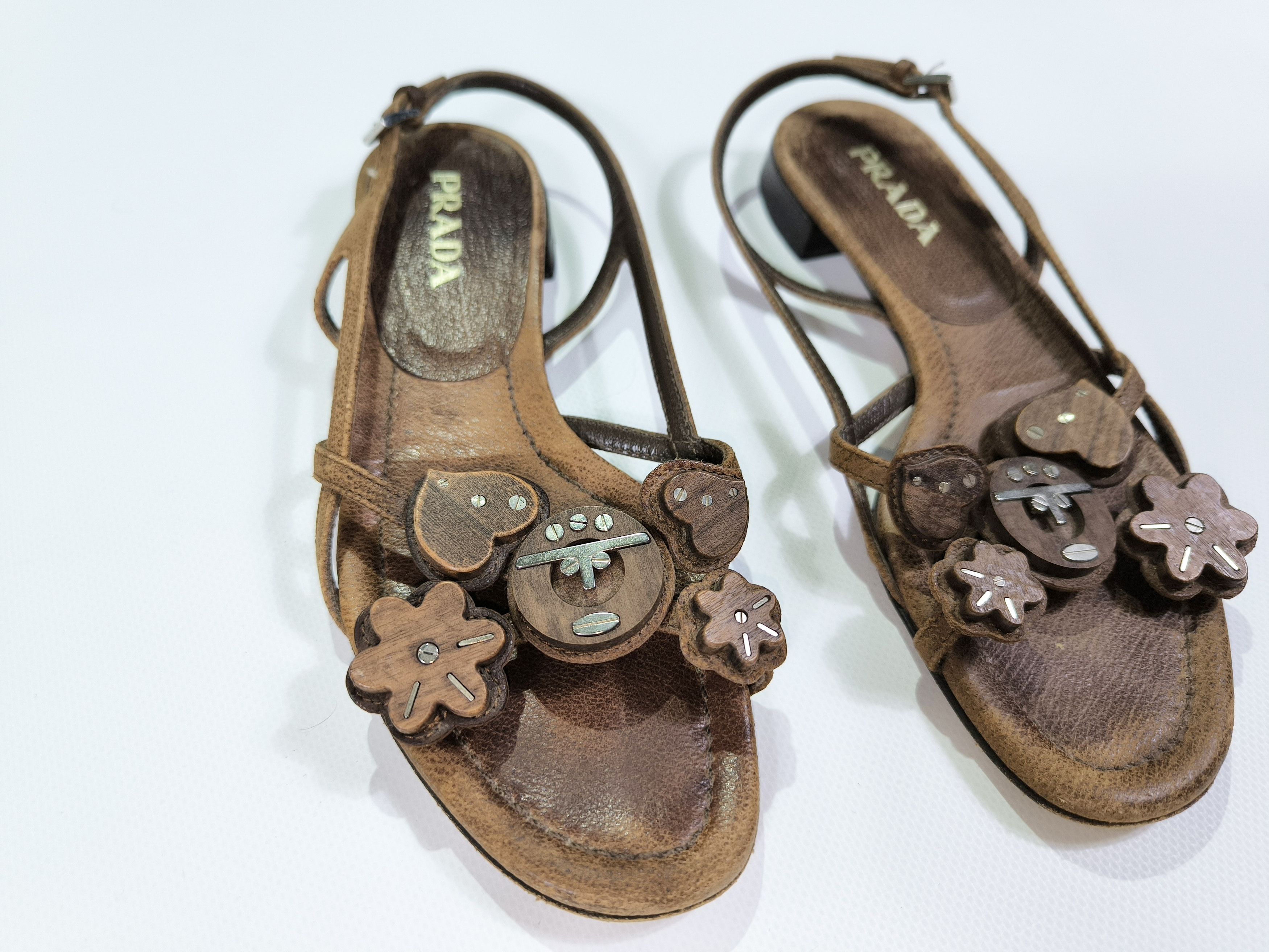 Prada Prada Wood Hearts Open Toe Leather Sandals Size 35 US5 UK2 Size US 5 / IT 35 - 3 Thumbnail