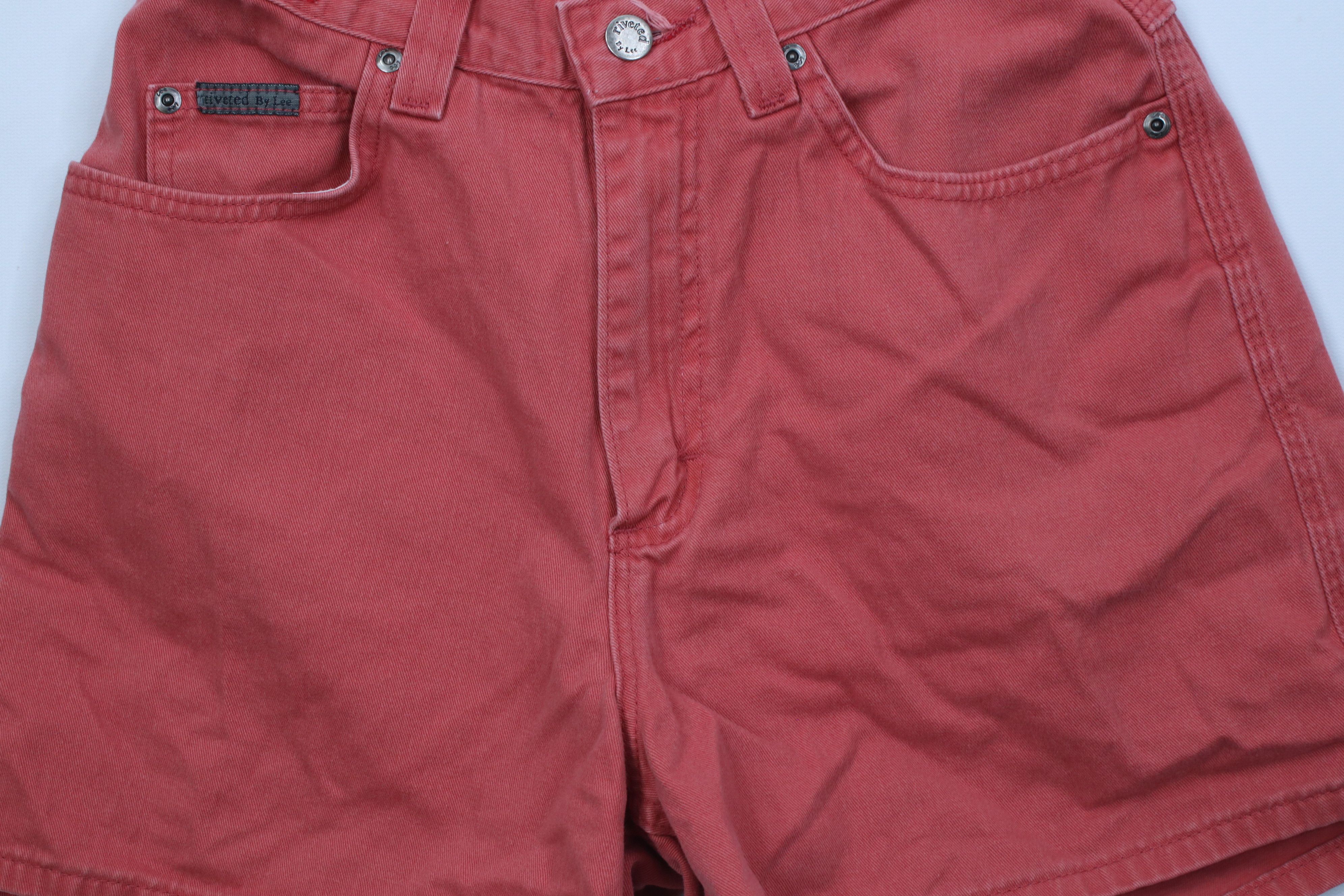 Lee Vintage 90s Lee Above Knee Buckle Back Shorts Red Cotton USA Size 28" / US 6 / IT 42 - 3 Thumbnail