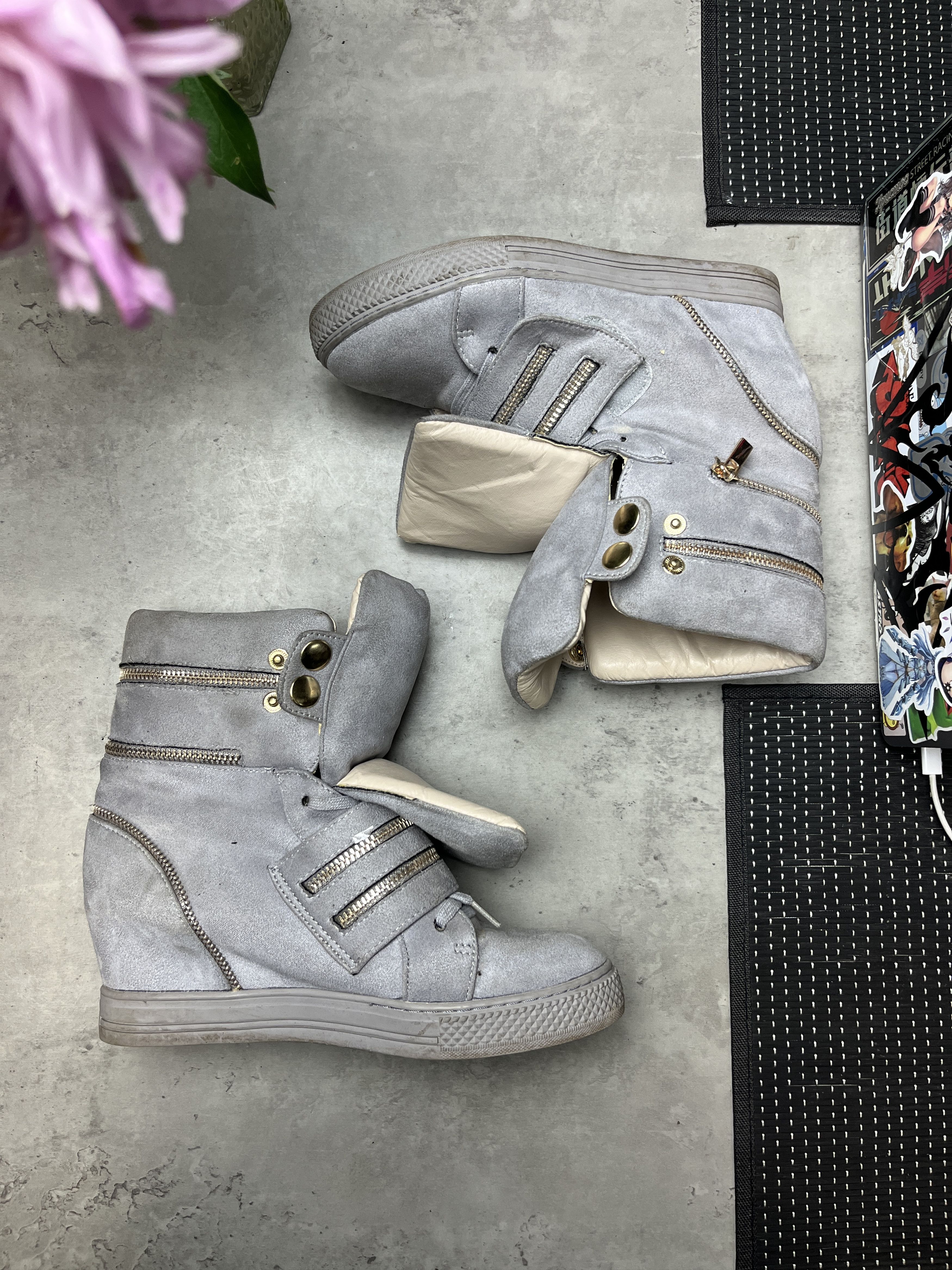 Other 2000s LUBOO SUEDE VELCRO WEDGE SNEAKERS - 5119 Size US 7 / EU 40 - 1 Thumbnail