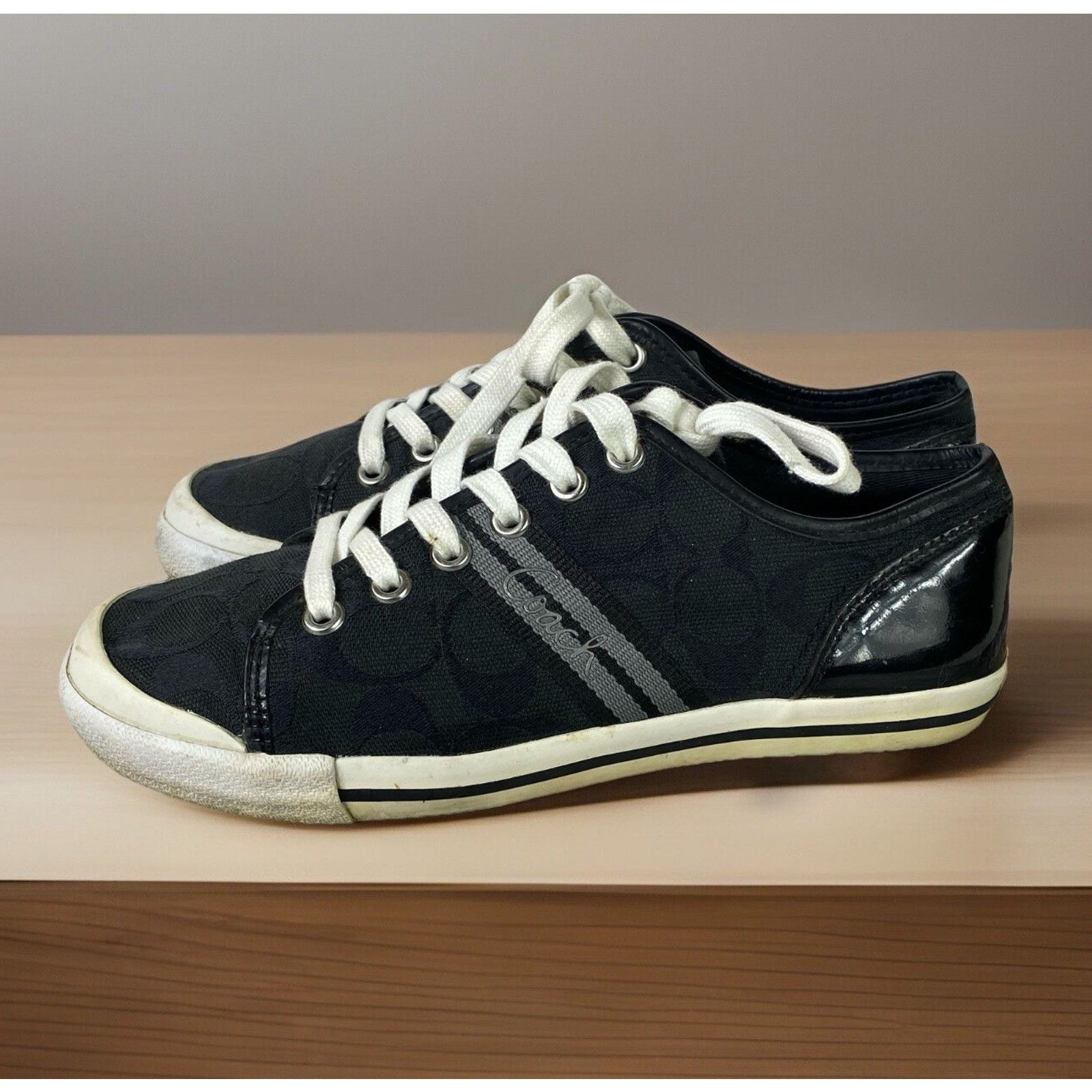 Coach Coach "Folly" Black White Signature Jacquard/Patent Sneakers Size US 7 / IT 37 - 2 Thumbnail