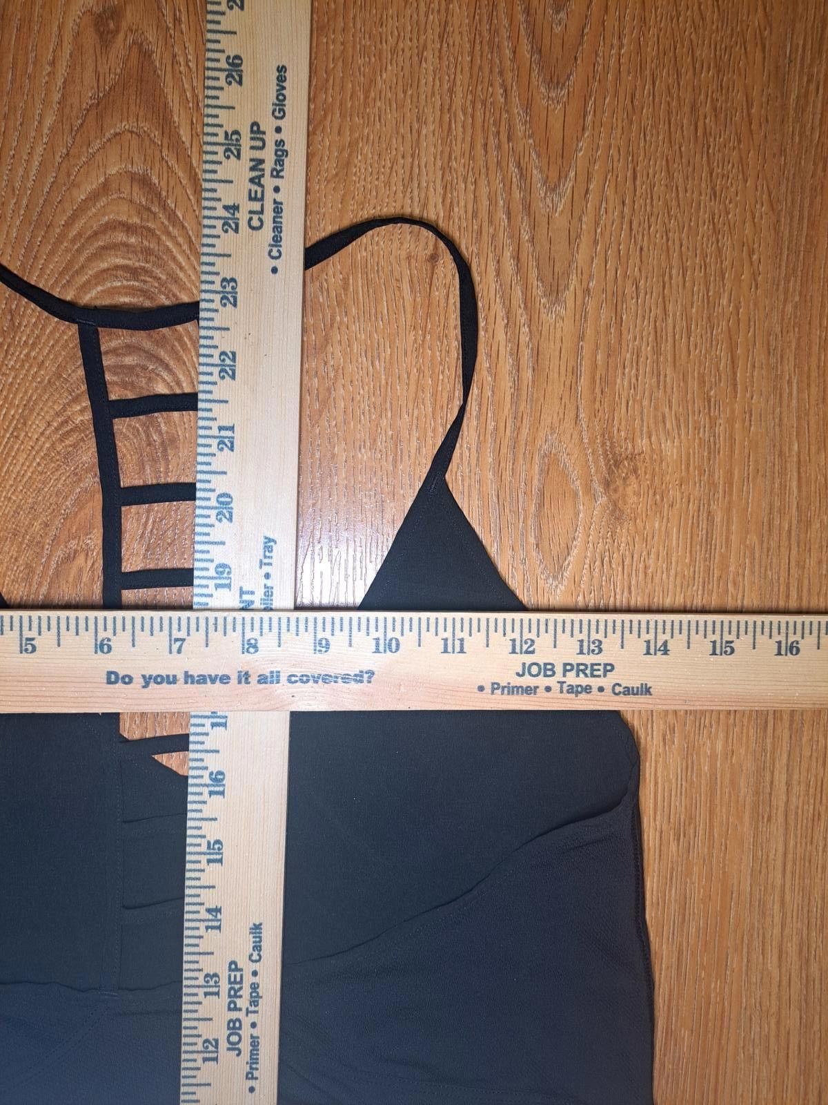 Lululemon Lululemon Black Strappy Back Tank Top Womens Size M / US 6-8 / IT 42-44 - 5 Thumbnail