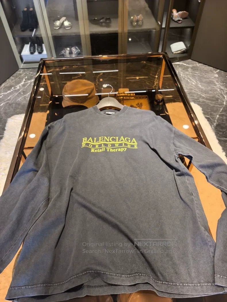 Balenciaga Balenciaga T-shirt Size US L / EU 52-54 / 3 - 1 Thumbnail